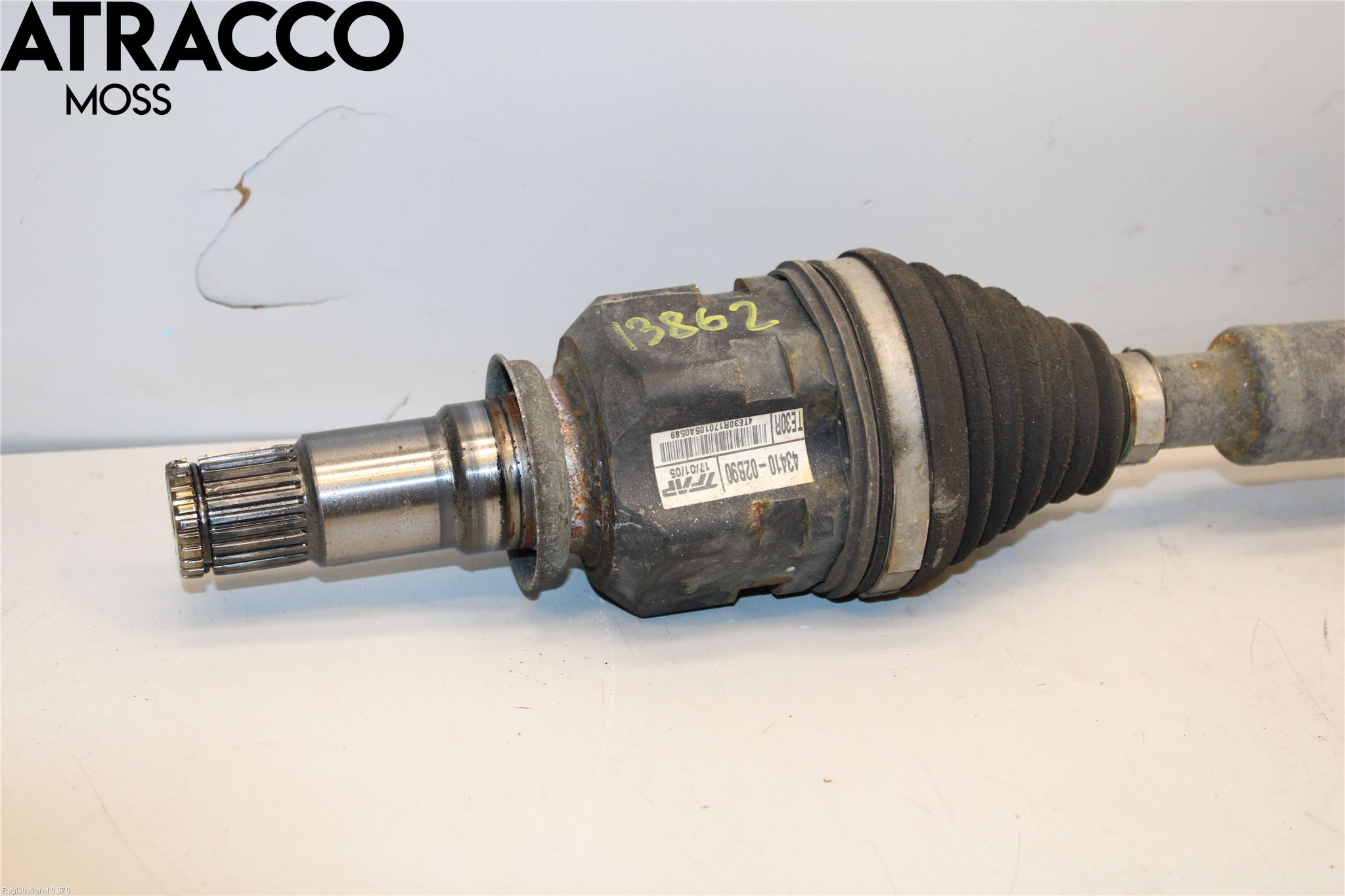 Toyota PRIUS+ ZVW40 12-20 Drivaxel Fram Höger