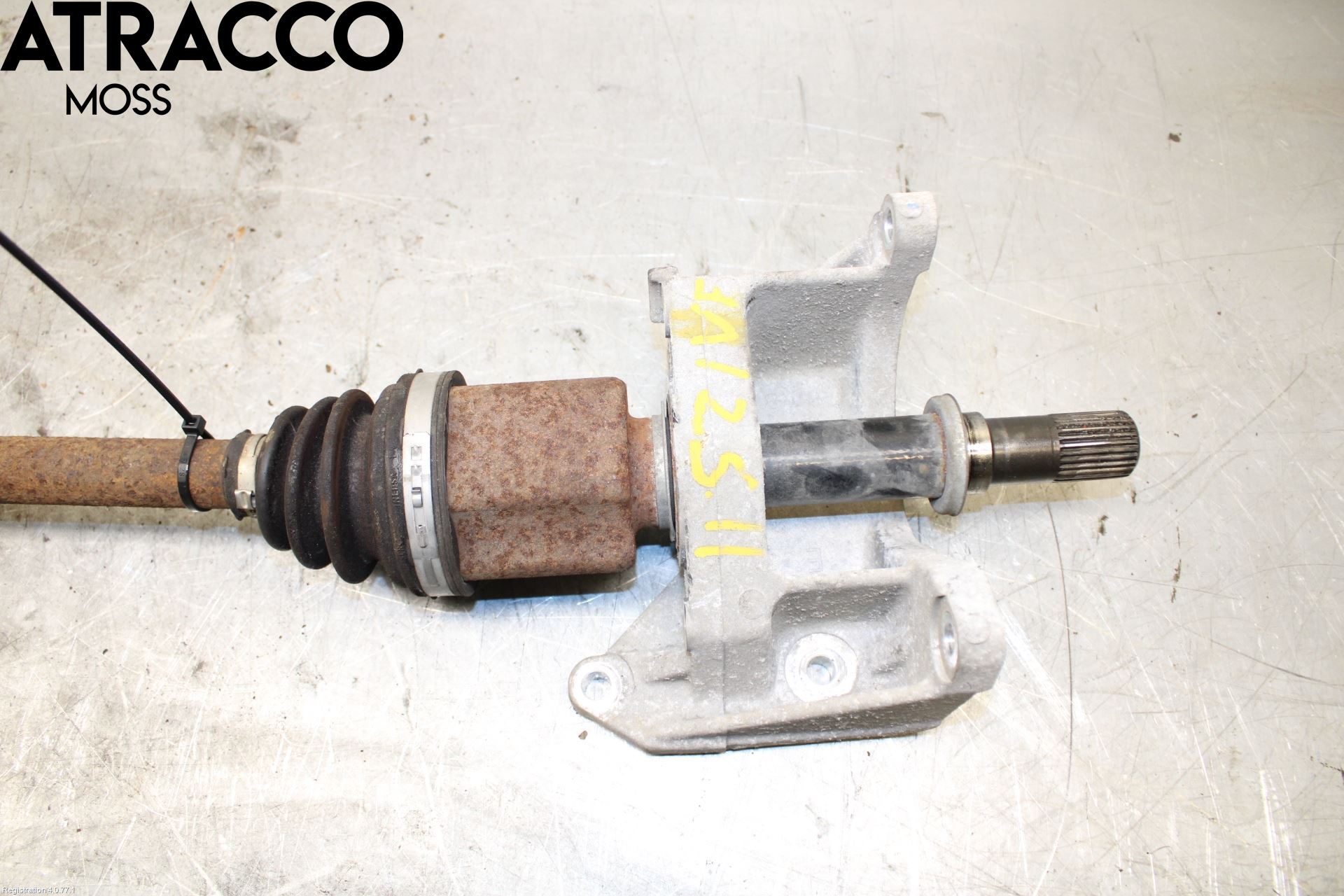 Nissan LEAF 11-17 Drivaxel Fram Höger