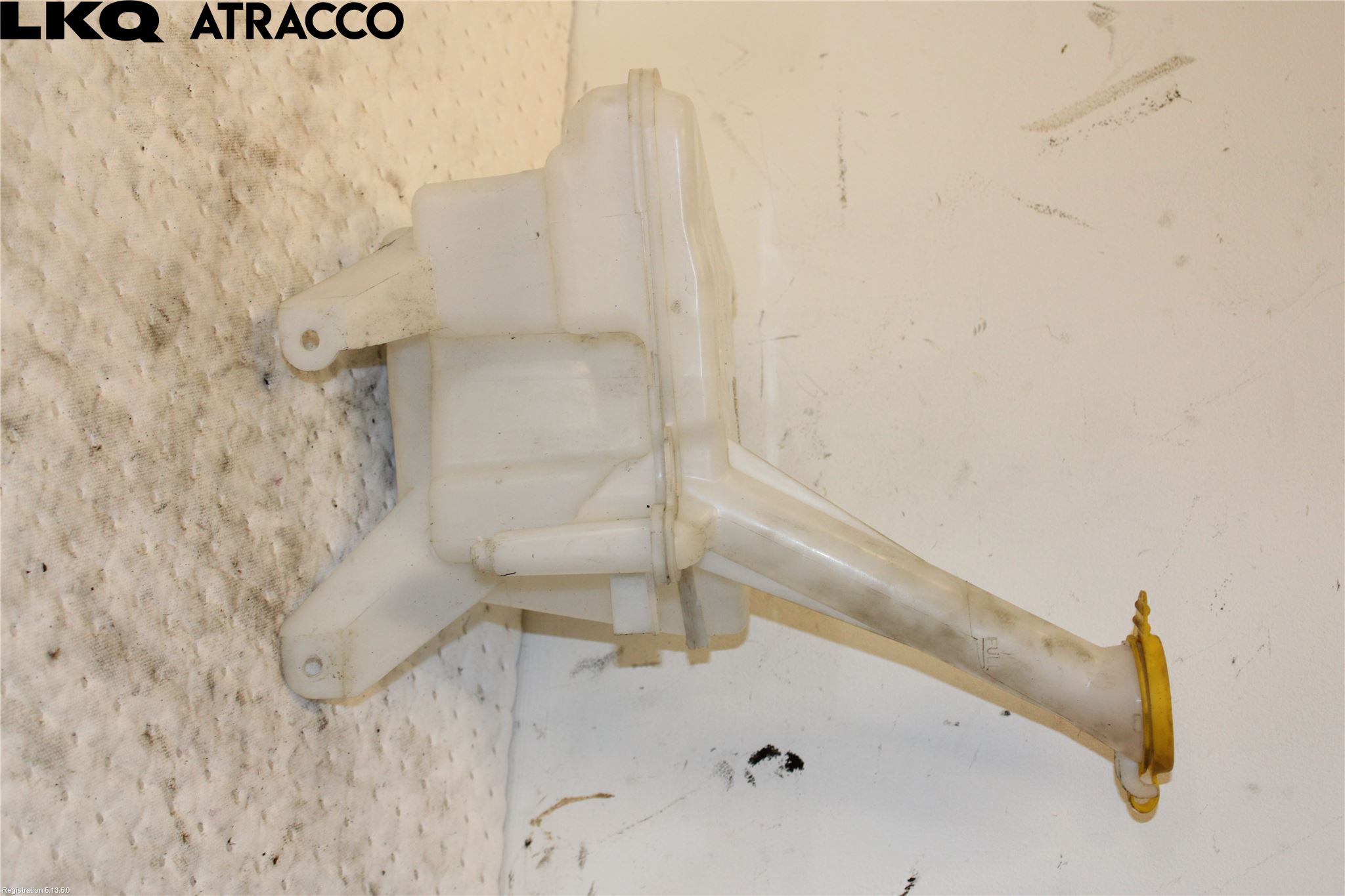Toyota YARIS XP130 15-20 Spolartank Vindruta