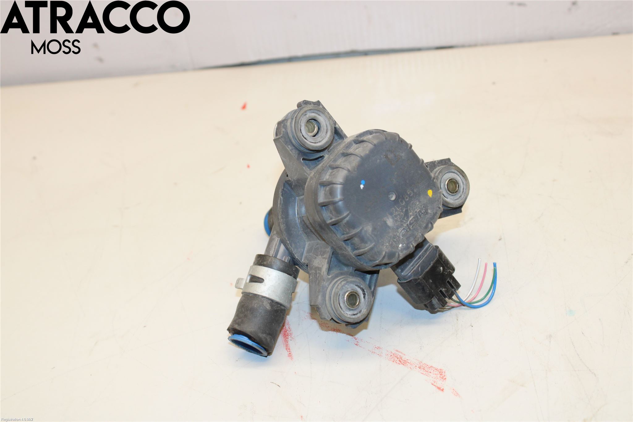 Toyota YARIS XP130 12-14 Vattenpump