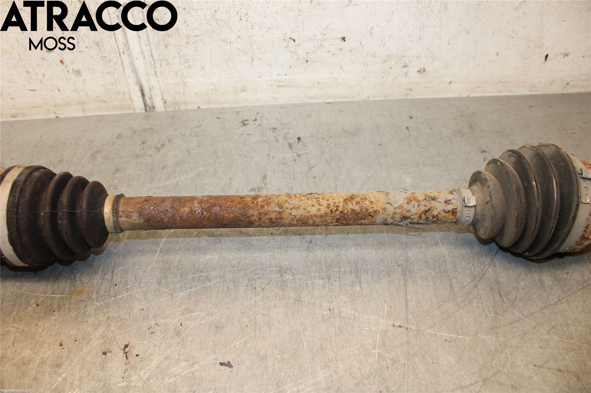 Nissan LEAF 11-17 Drivaxel Fram Höger