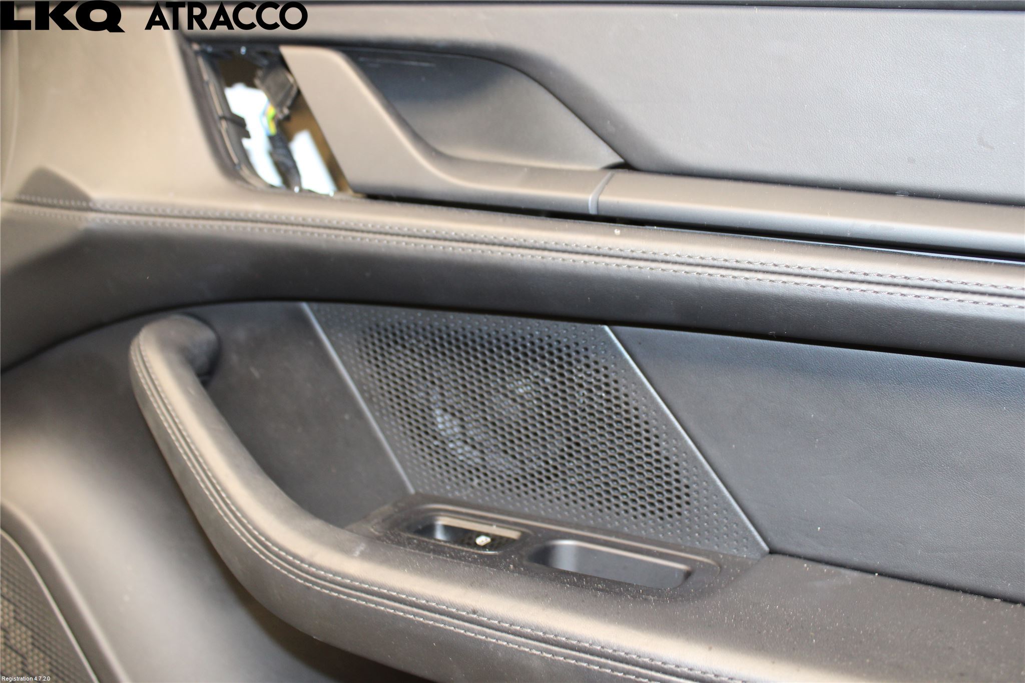 Porsche TAYCAN 20- Dörrklädsel Inlägg-List Hö