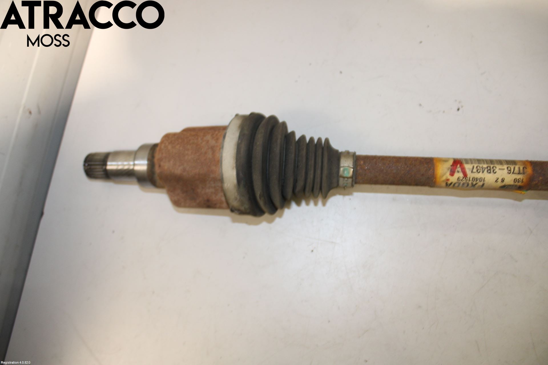 Ford TRANSIT/TOURNEO COURIER 13-23 Drivaxel Fram Vänster