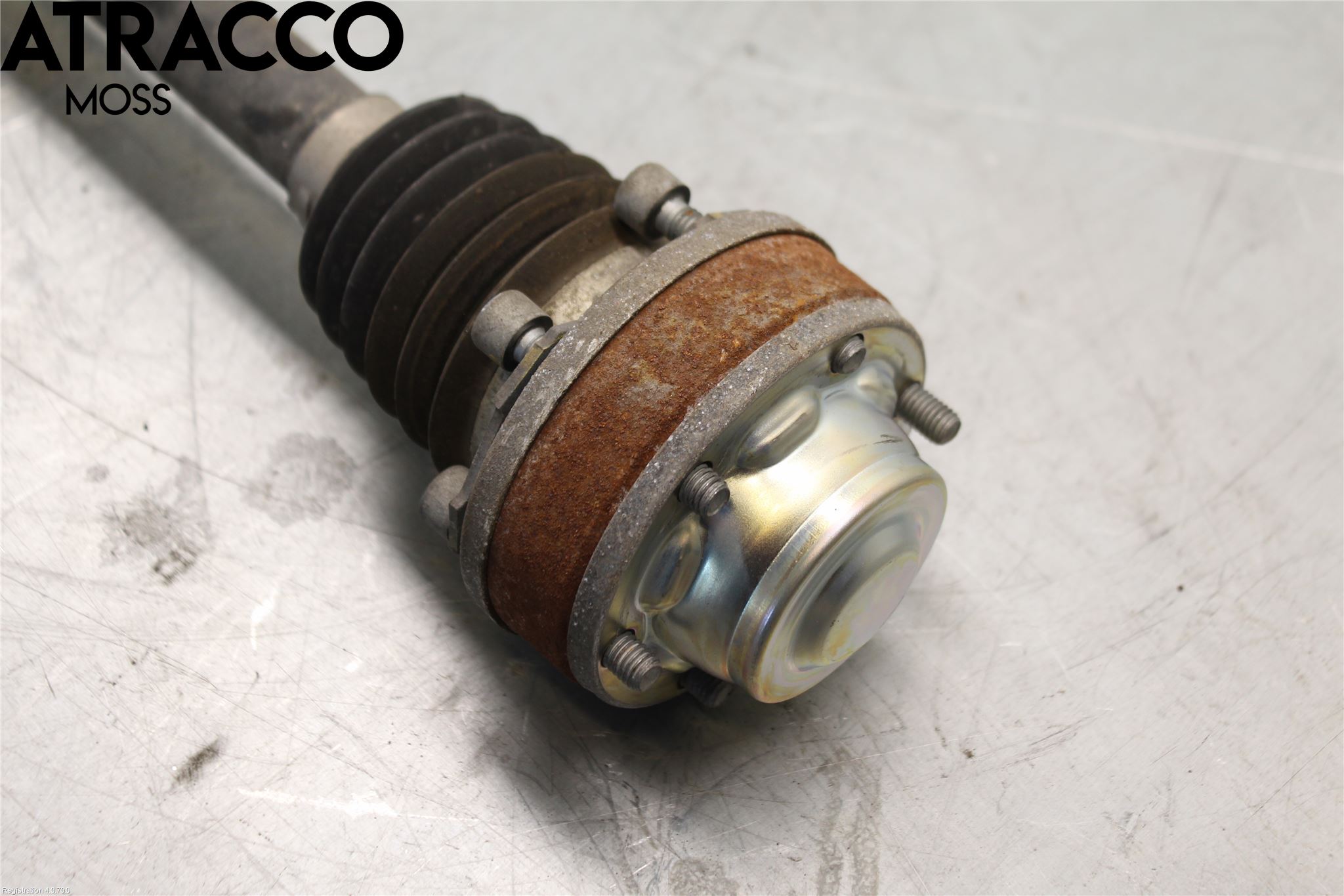 Volkswagen VW T-ROC 18- Drivaxel Bak Höger