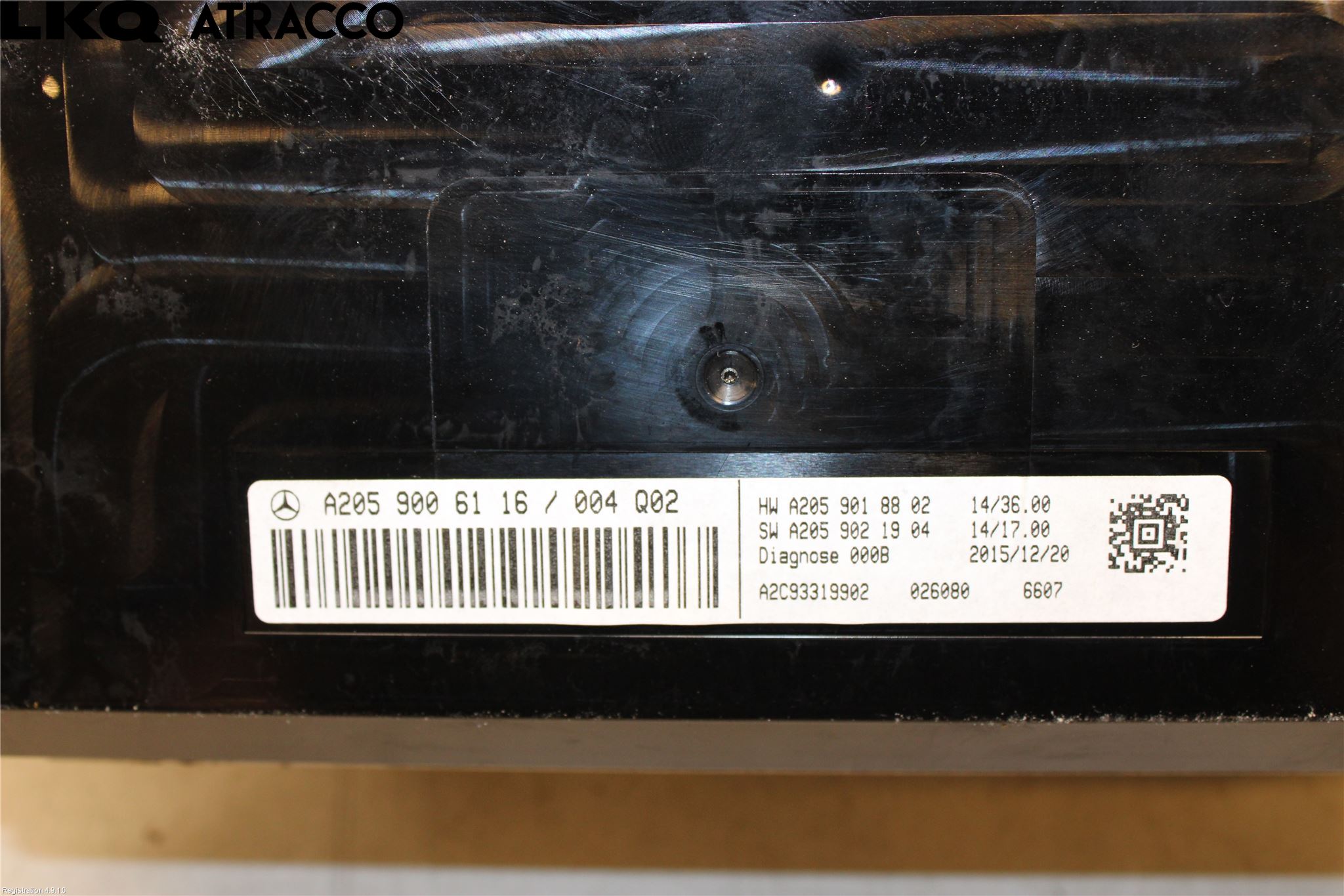 Mercedes-Benz MB C-KLASS (W205) 14-21 Instrumentkonsoll Mitt
