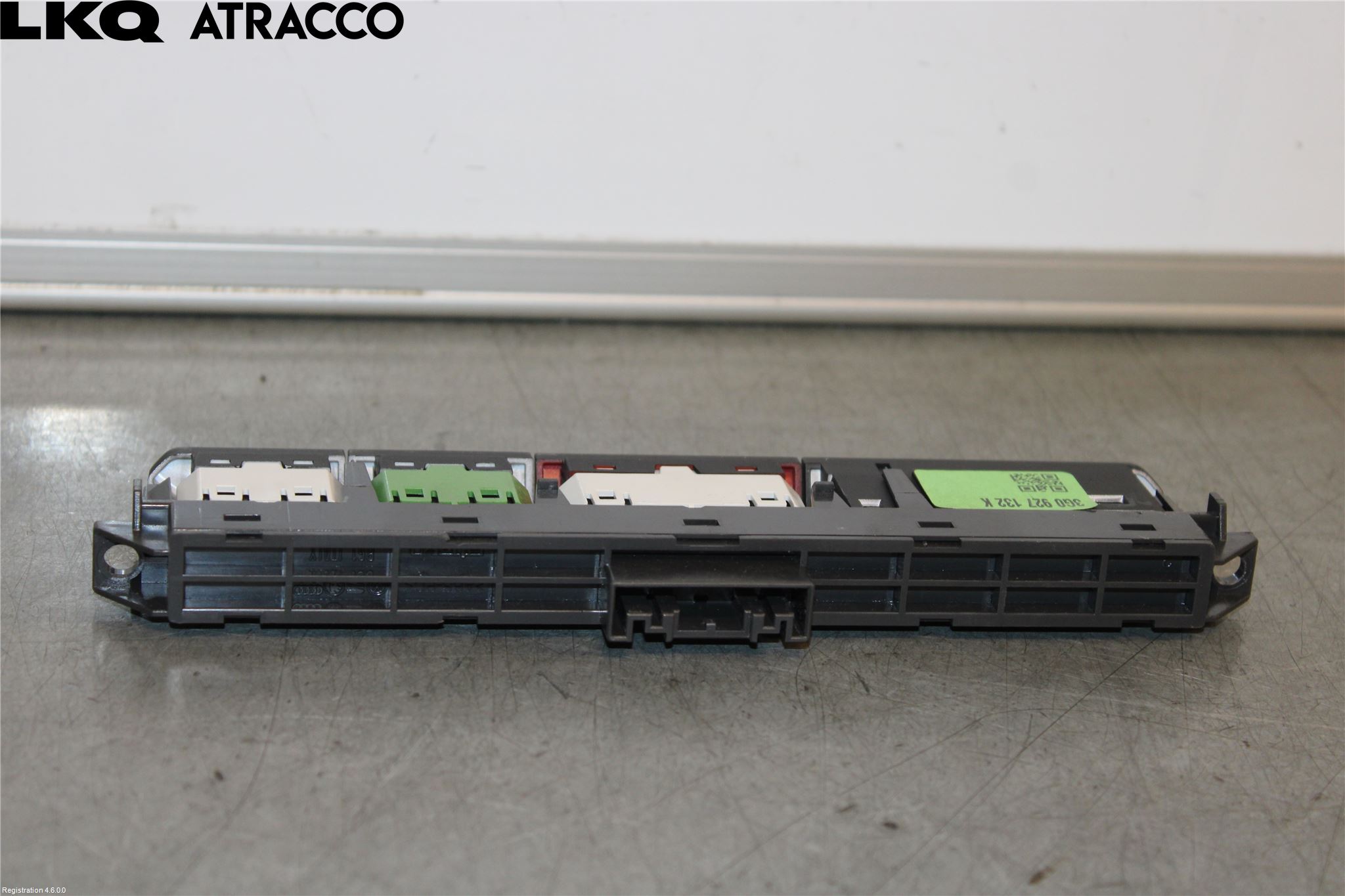 Volkswagen VW PASSAT 15-19 Strömställare Varnings