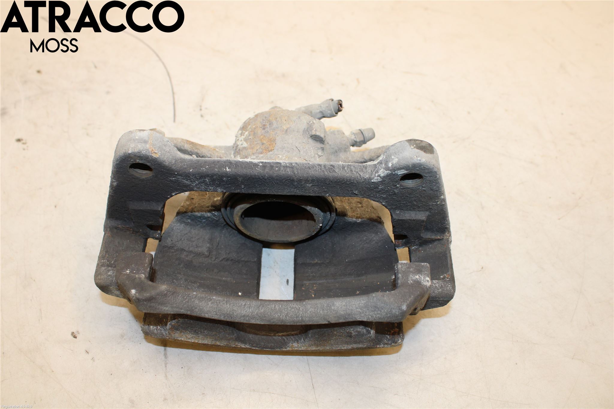 Volkswagen VW PASSAT 15-19 Bromsok Fram Höger