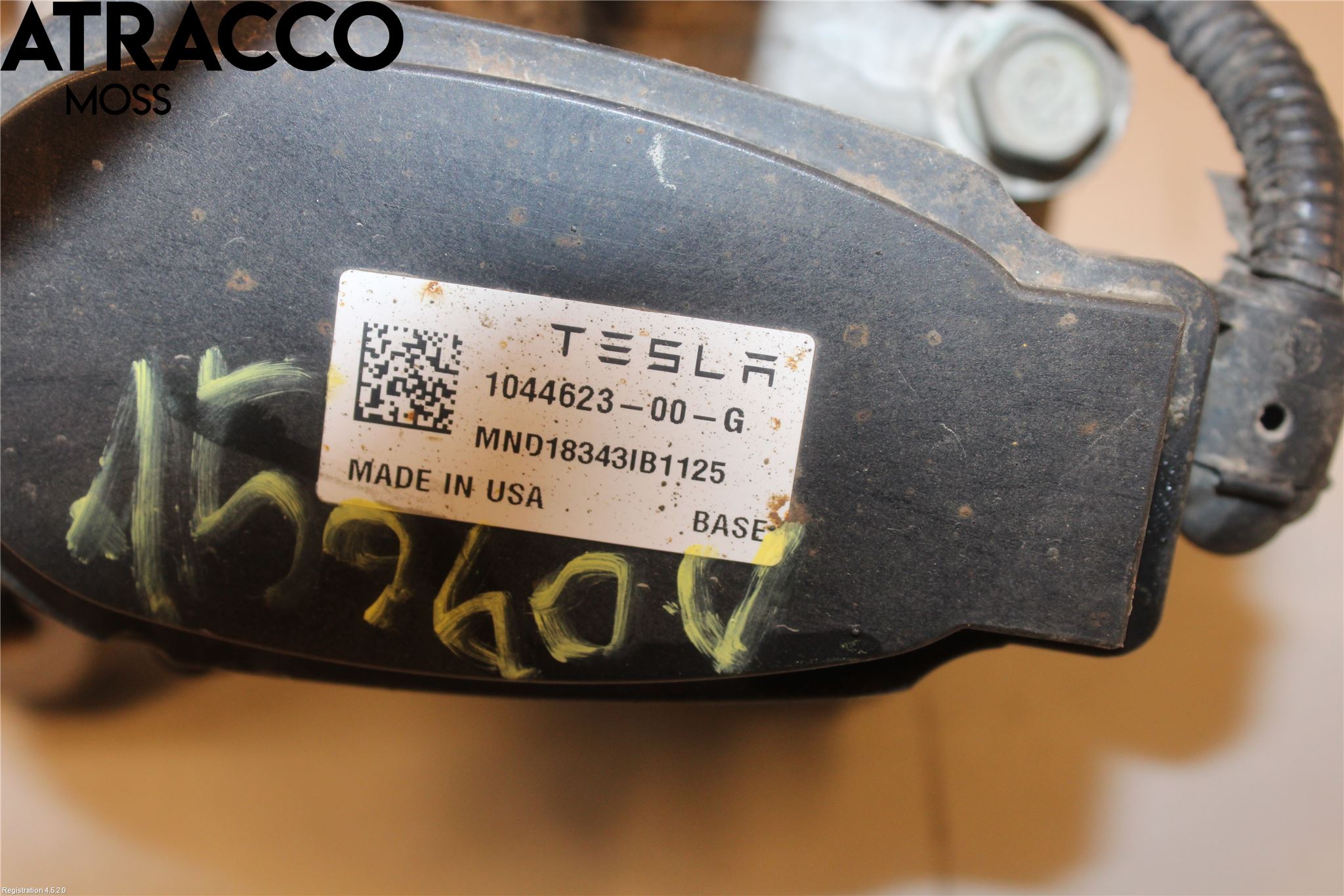 Tesla MODEL 3 17- Bromsok Bak Vänster