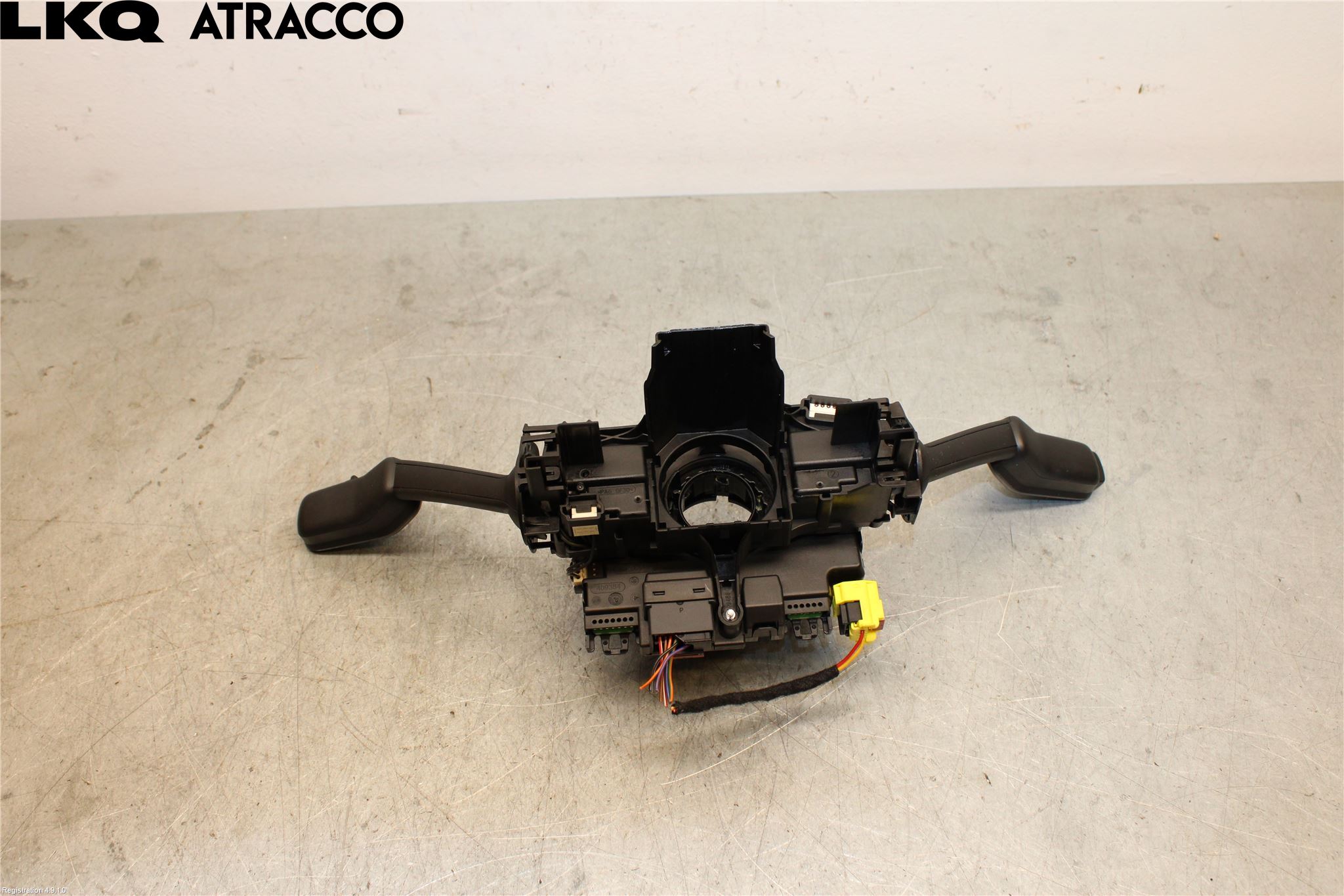 Volkswagen VW GOLF / E-GOLF VII 13-20 Spakcentral