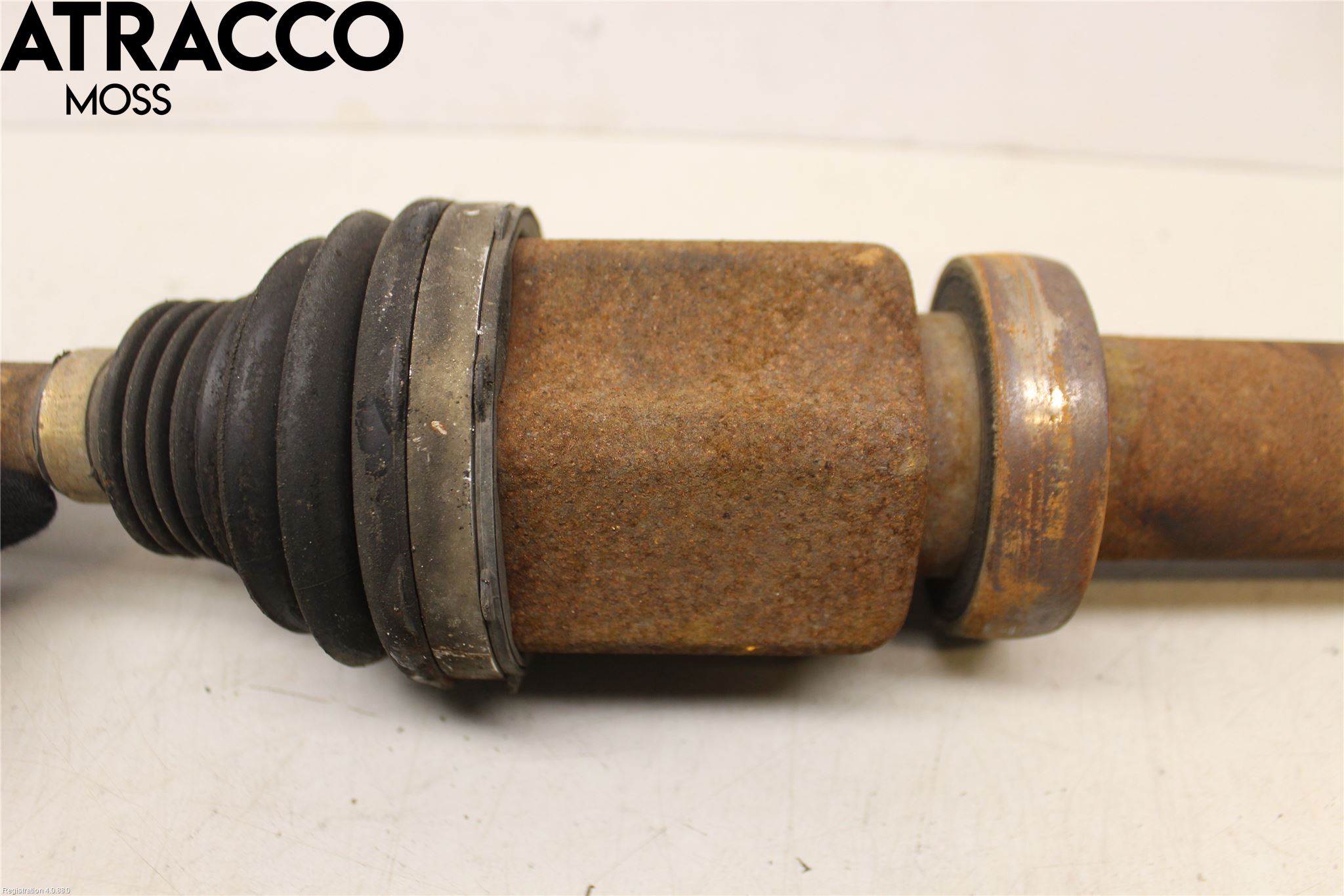 Volvo V40 12-19 Drivaxel Fram Höger