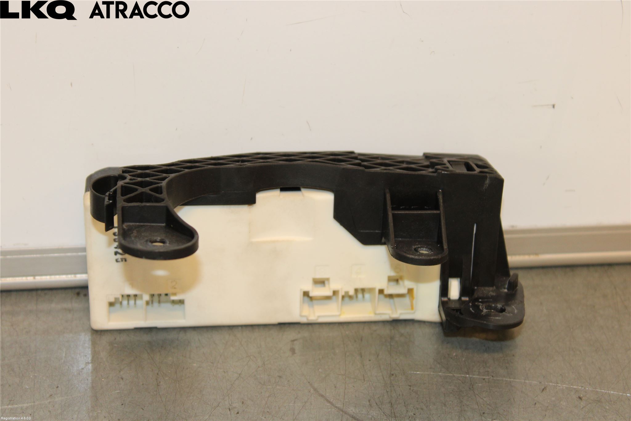Mercedes-Benz MB E-KLASS (W212) 09-16 Styrenhet Baklucka