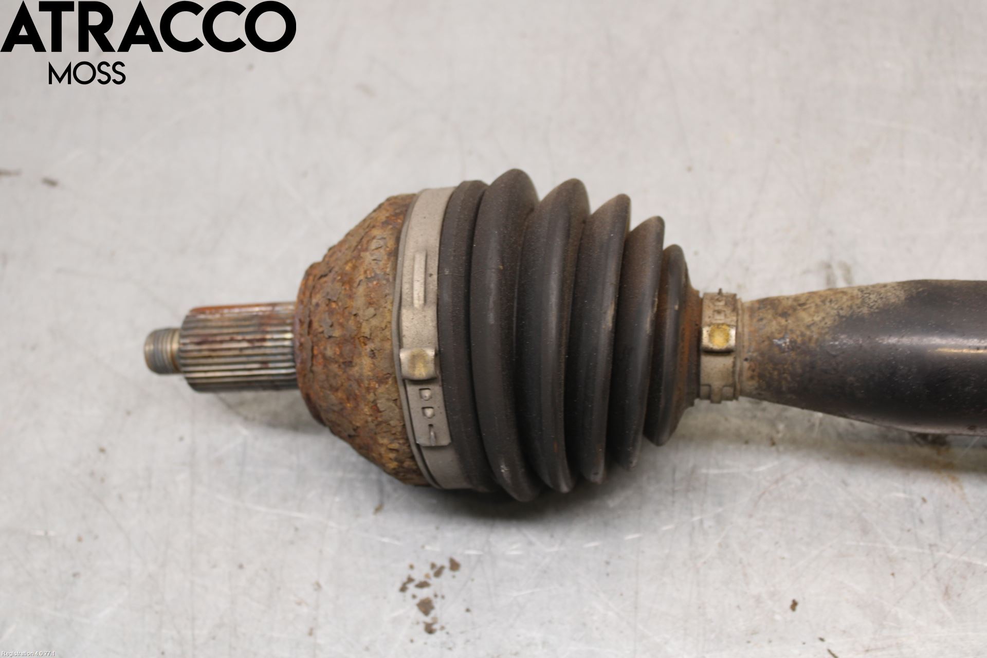 Audi A1/S1 11-18 Drivaxel Fram Höger