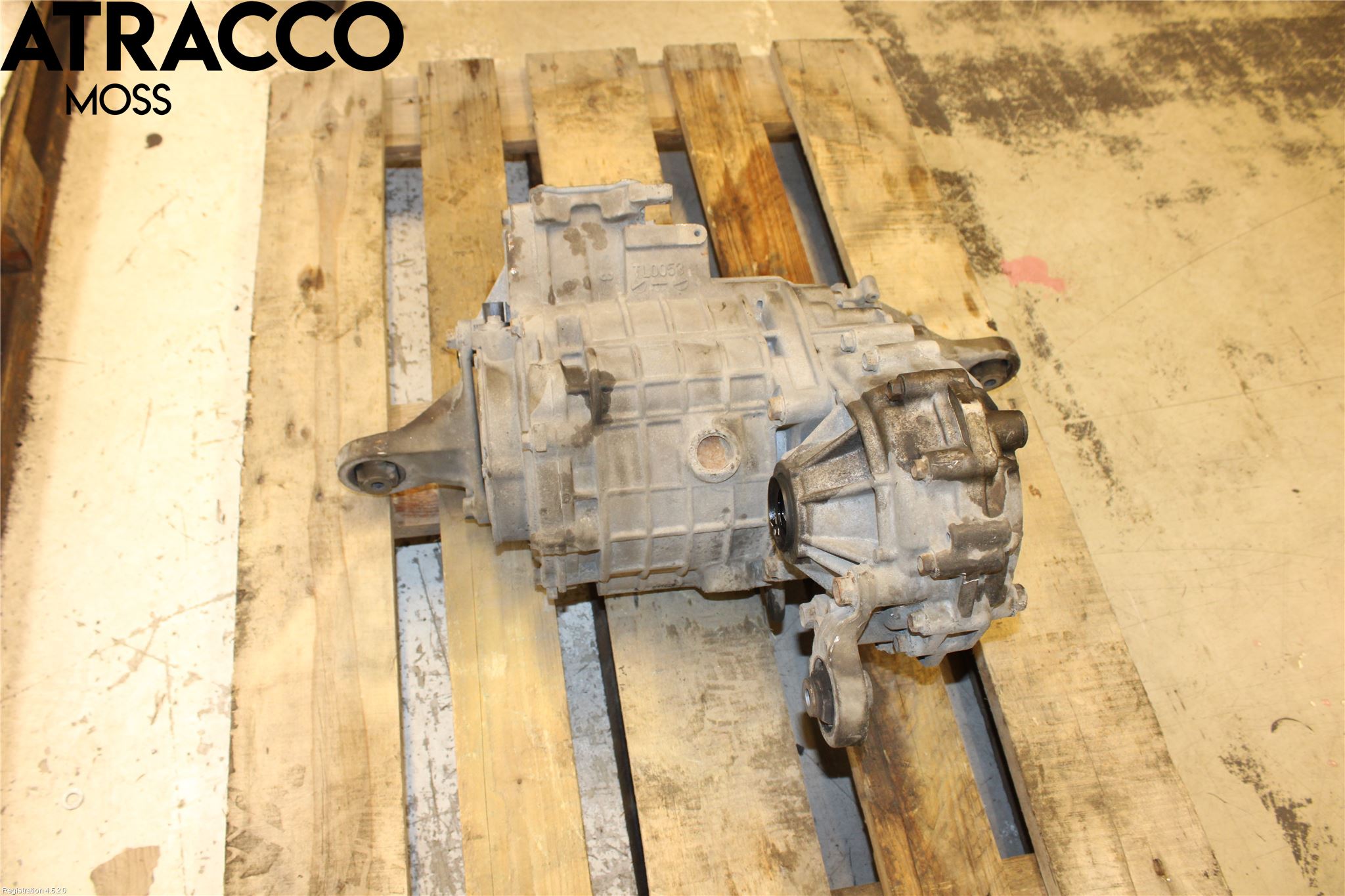 Mitsubishi OUTLANDER 13-21 Motor Elektisk Fram