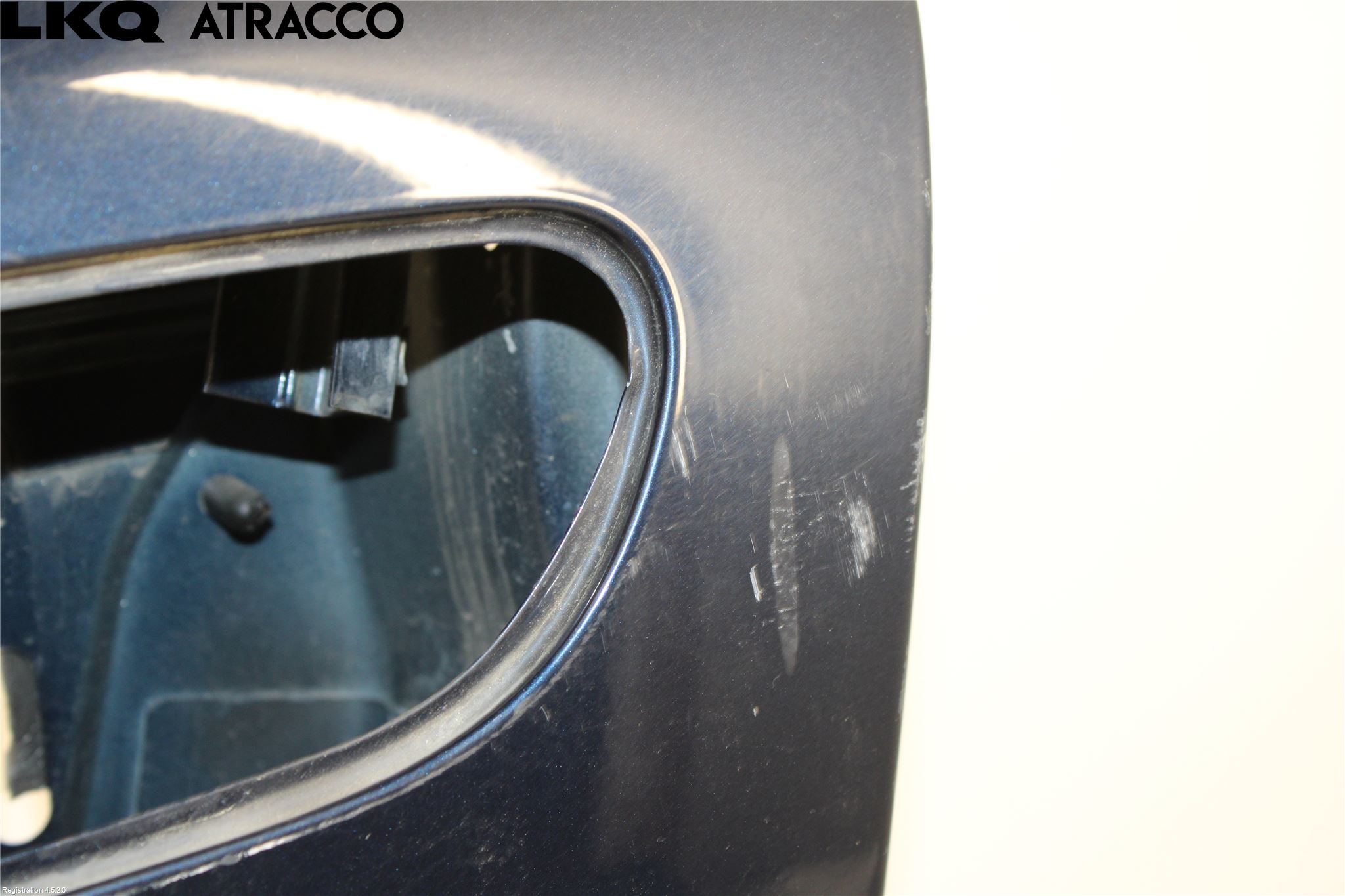 Volvo XC70 01-04 Dörr Fram Vänster
