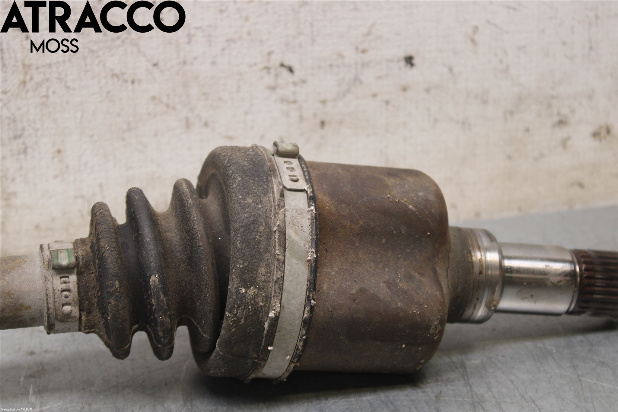 Ford FOCUS 08-11 Drivaxel Fram Vänster