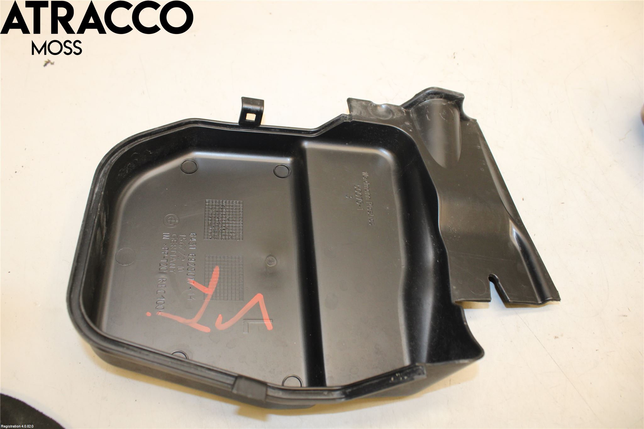 BMW 3 E90/91 SED/TOU 05-12 Torpedplåt-Torpedplast