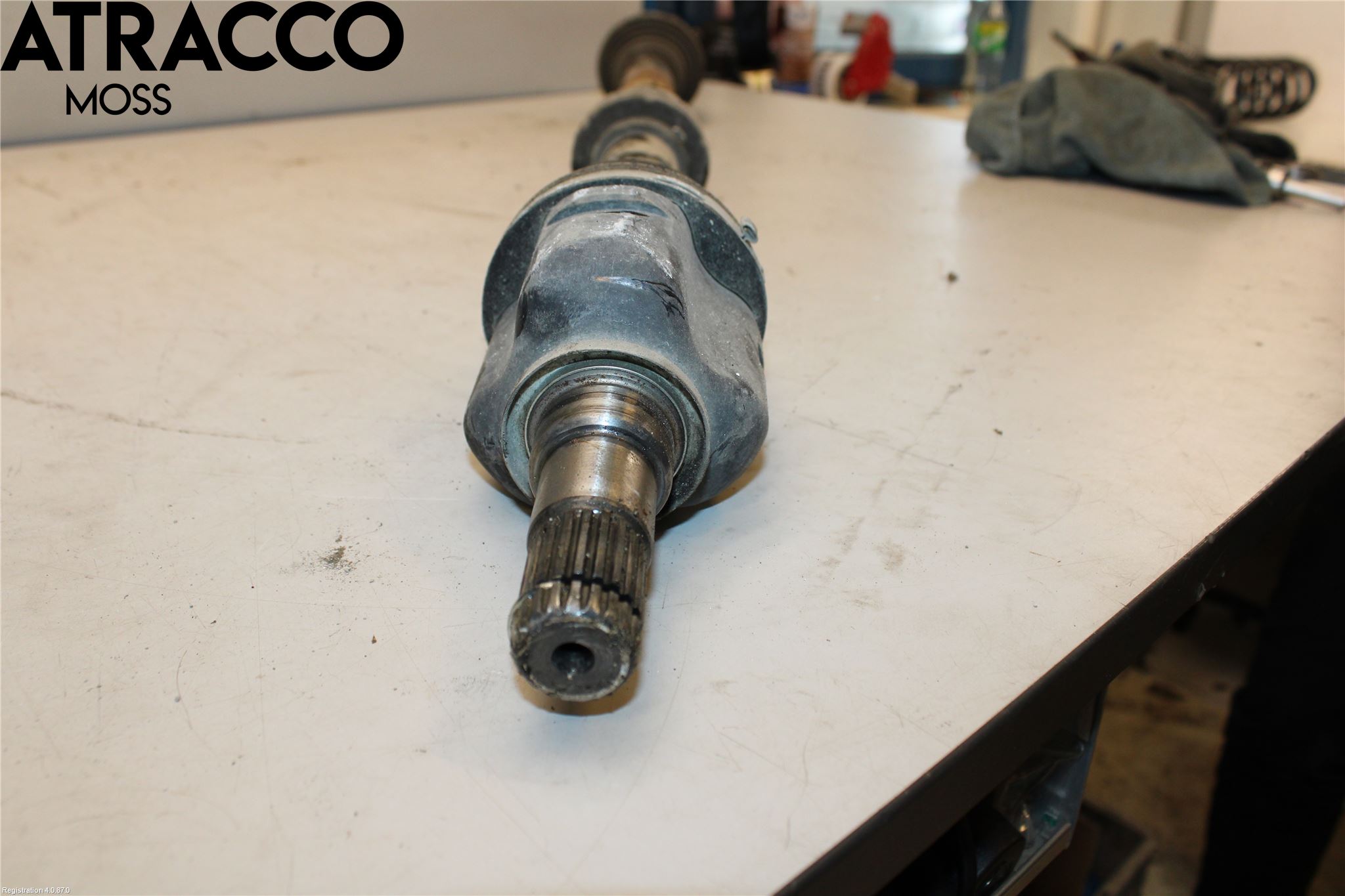Toyota AURIS 10-12 Drivaxel Fram Höger