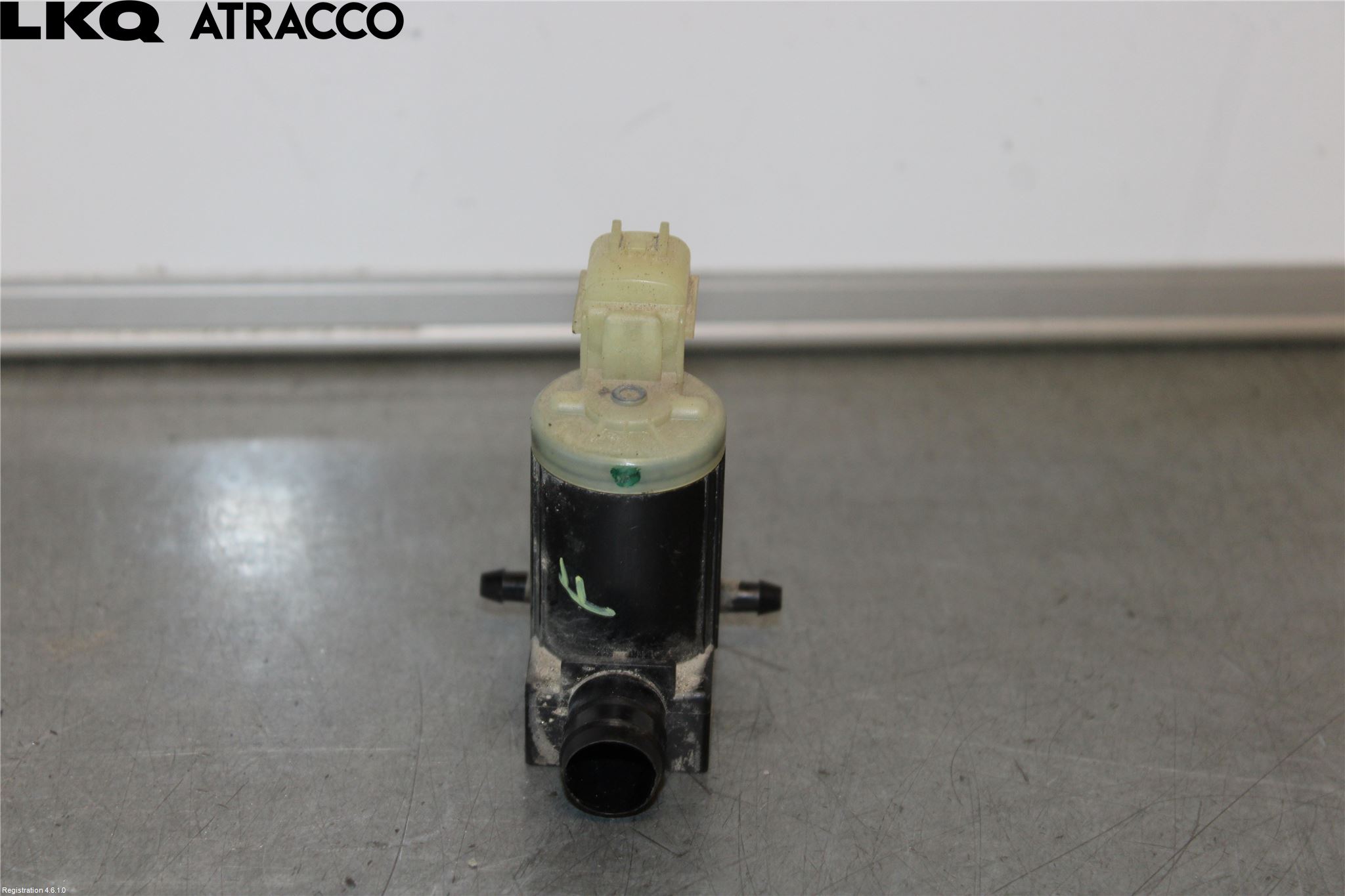 Nissan LEAF 18- Spolarpump Vindruta
