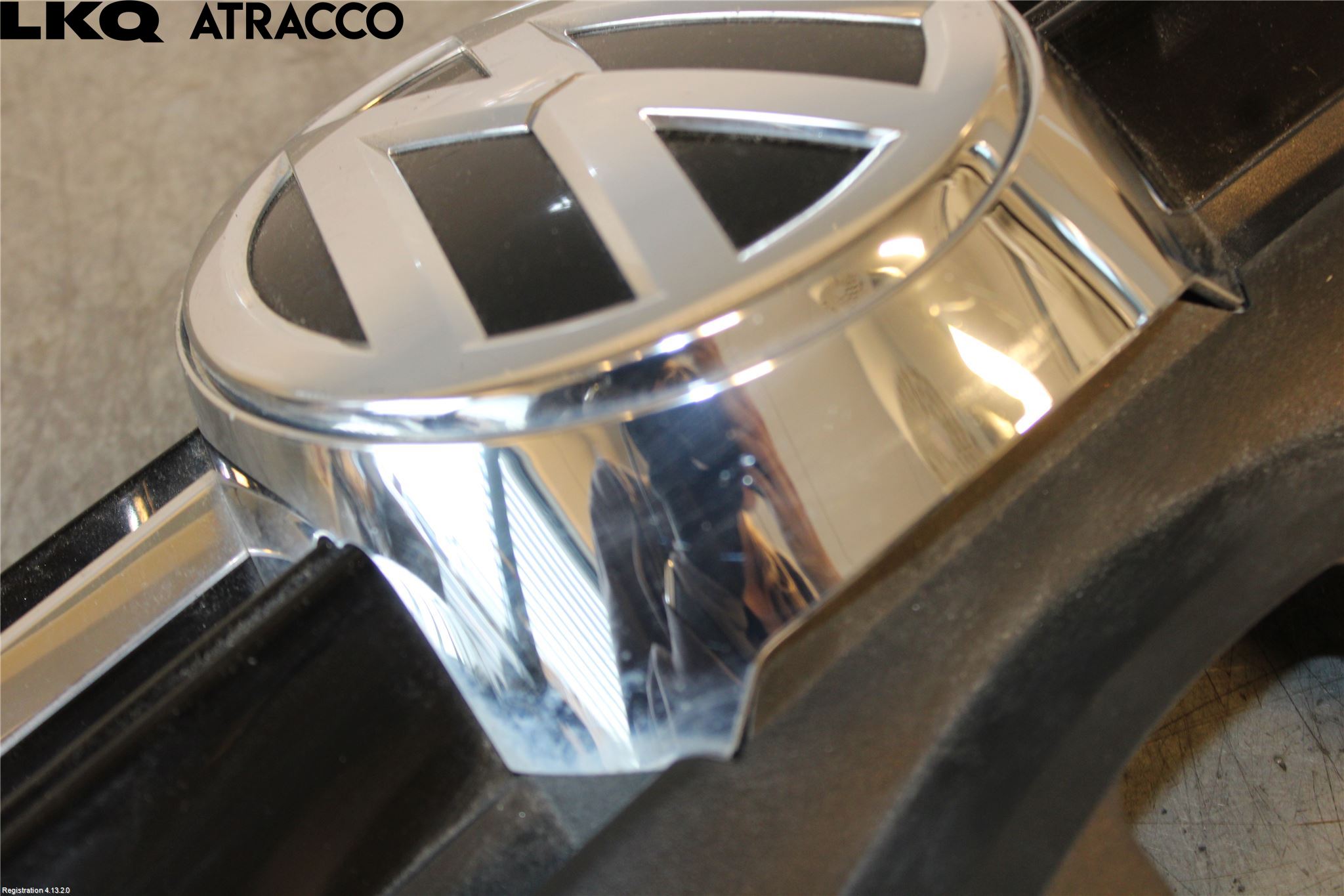 Volkswagen VW GOLF / E-GOLF VII 13-20 Grill Komp