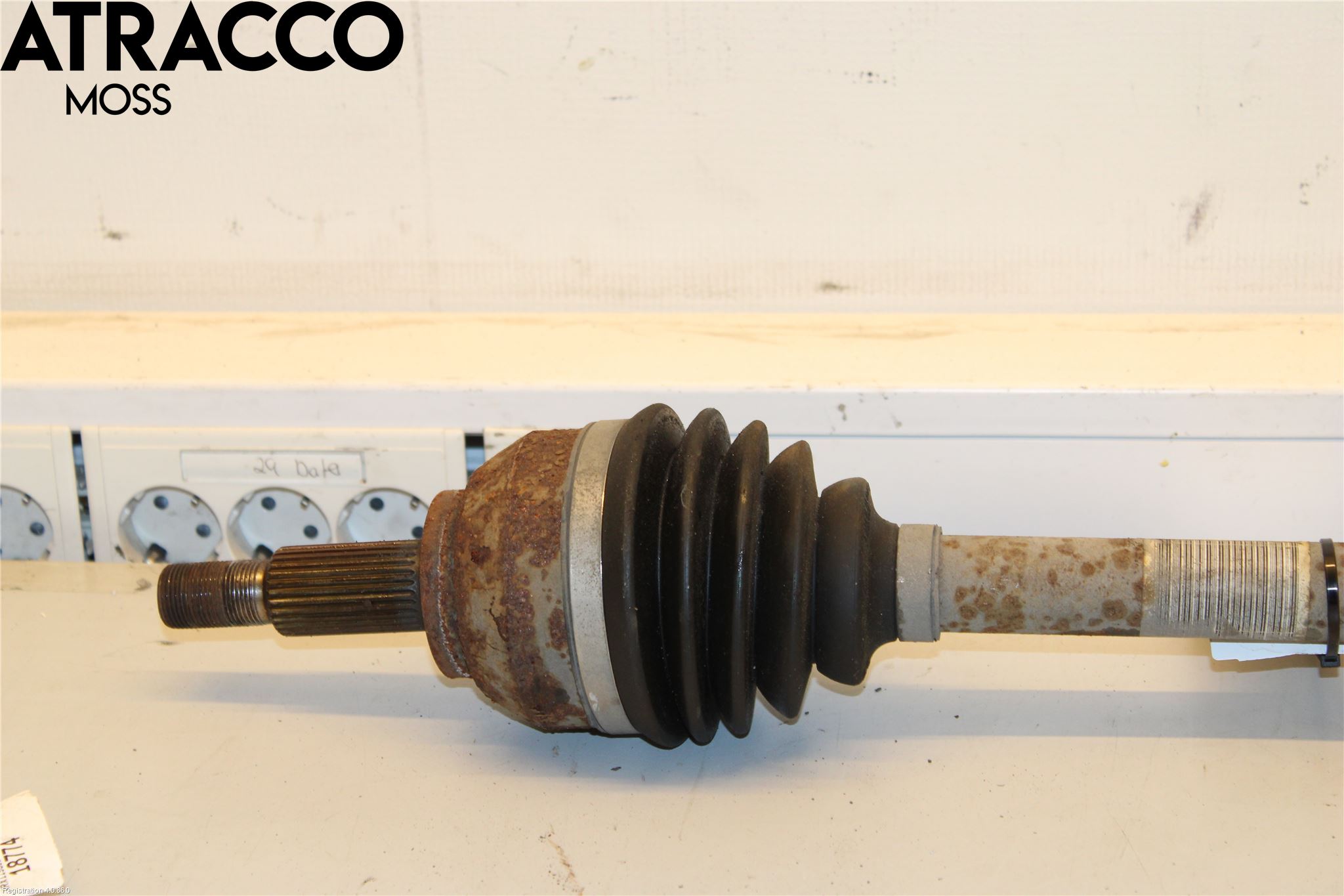 Renault TRAFIC/E-TECH 15- Drivaxel Fram Höger