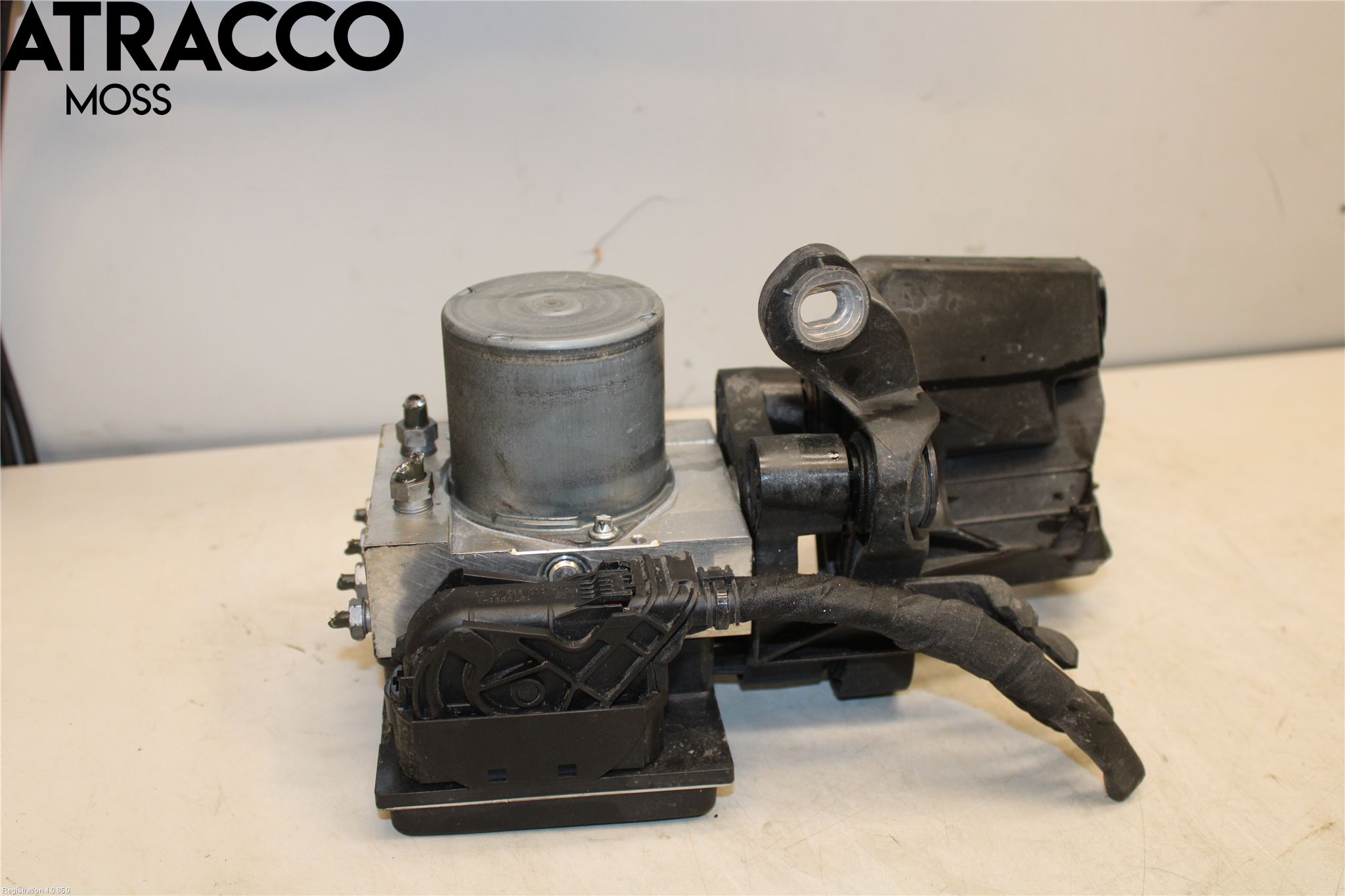 Mercedes-Benz MB E-KLASS (W212) 09-16 Abs Hydraulaggregat