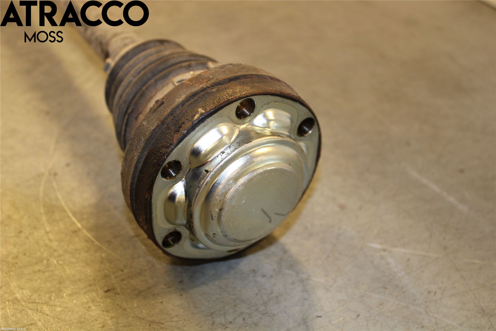 Volkswagen VW TRANSP/CARAVELLE (T5) 04-15 Drivaxel Bak Vänster