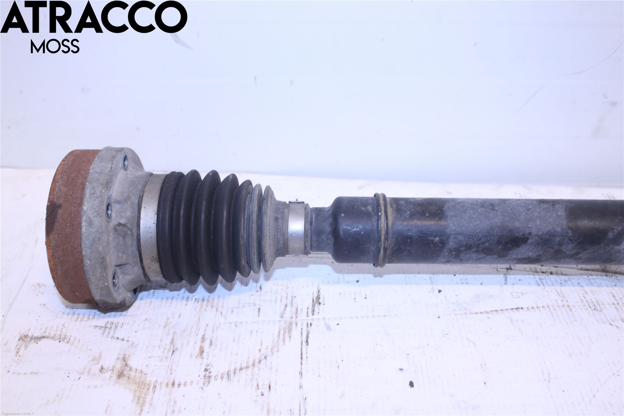 Volkswagen VW PASSAT 15-19 Drivaxel Fram Höger