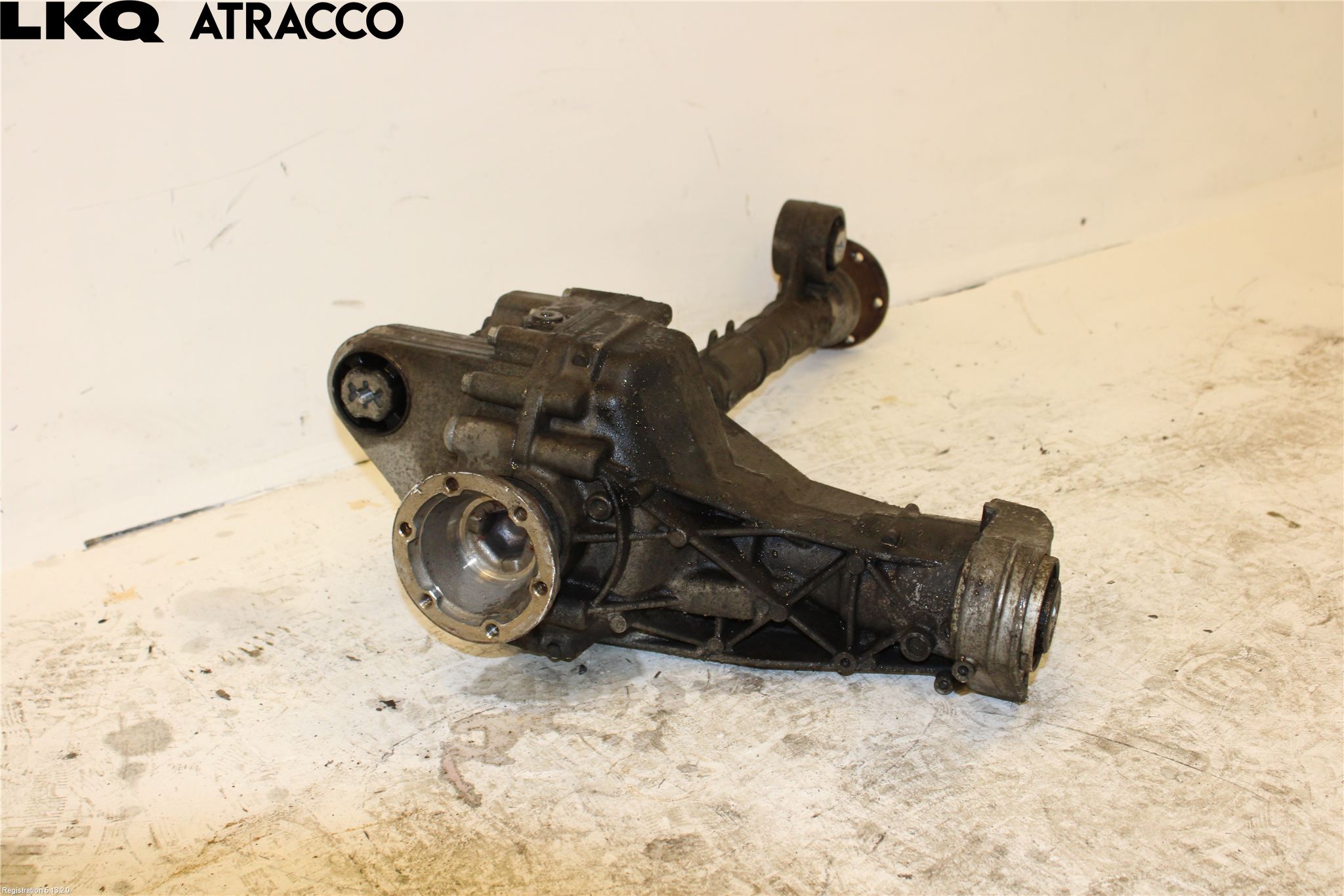 Volkswagen VW AMAROK 2H 10-22 Framvagn Diffrential