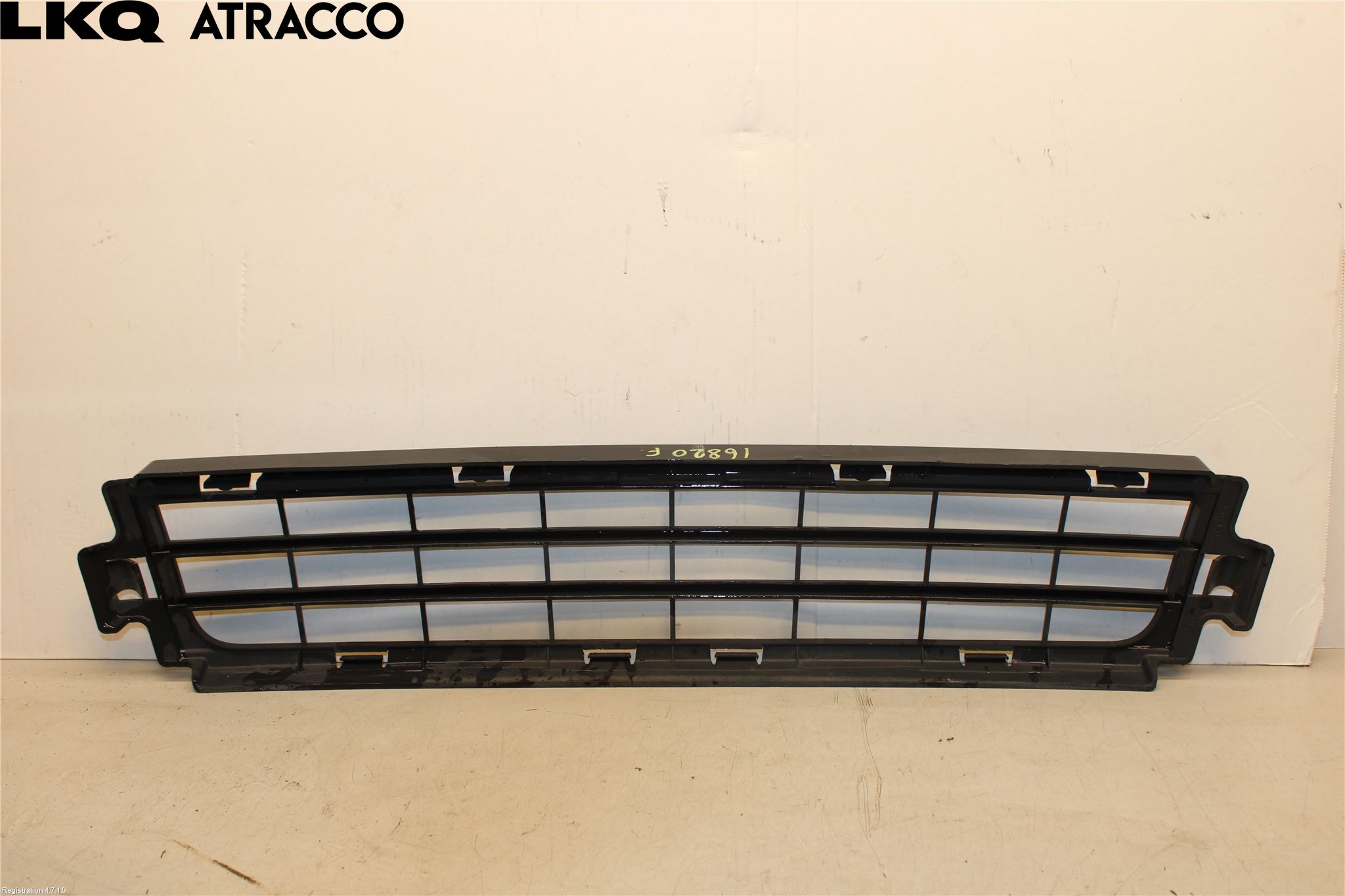 Volvo V50 08-12 Grill-Galler