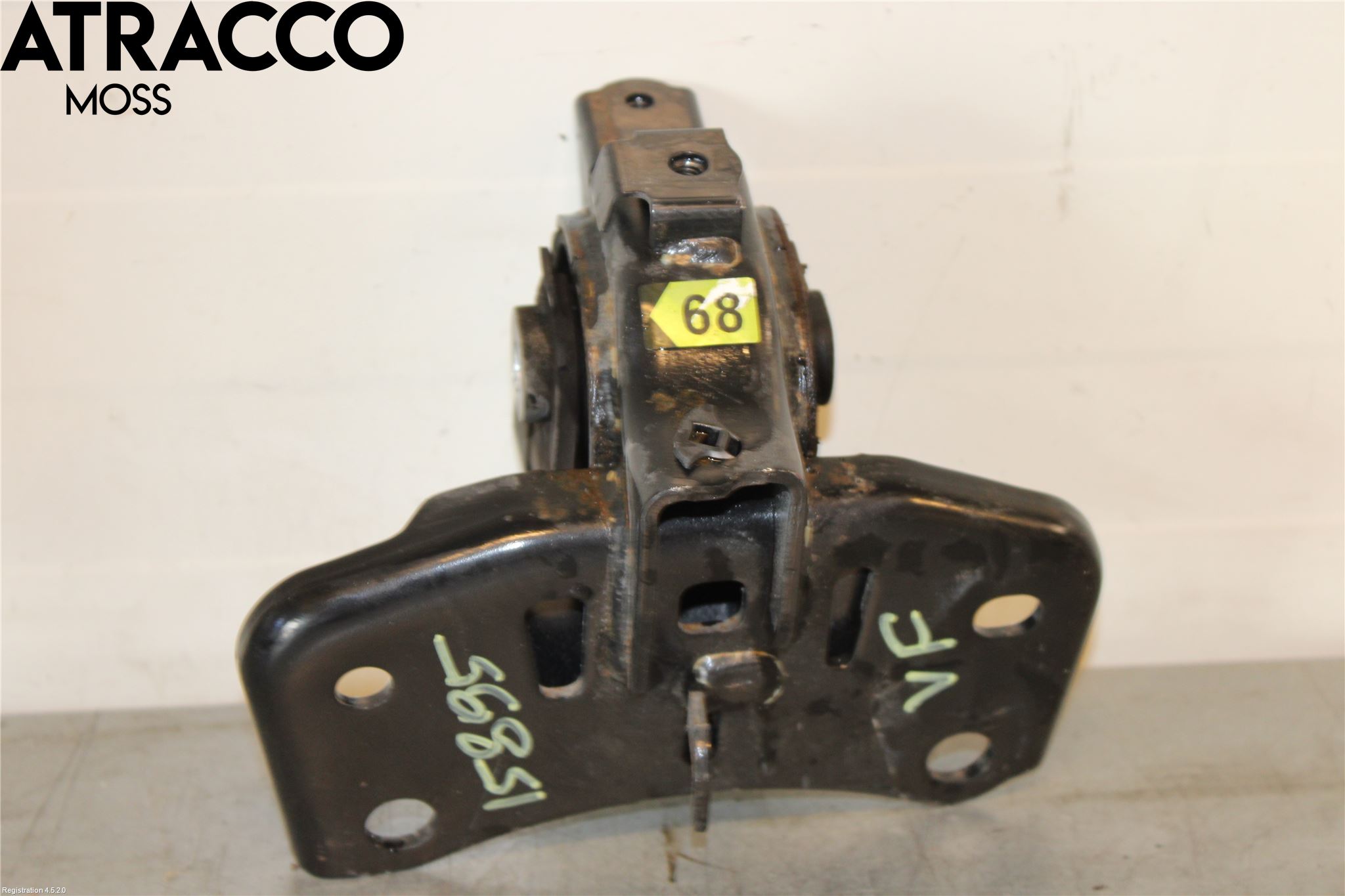 Toyota AURIS 13-19 Motorfäste