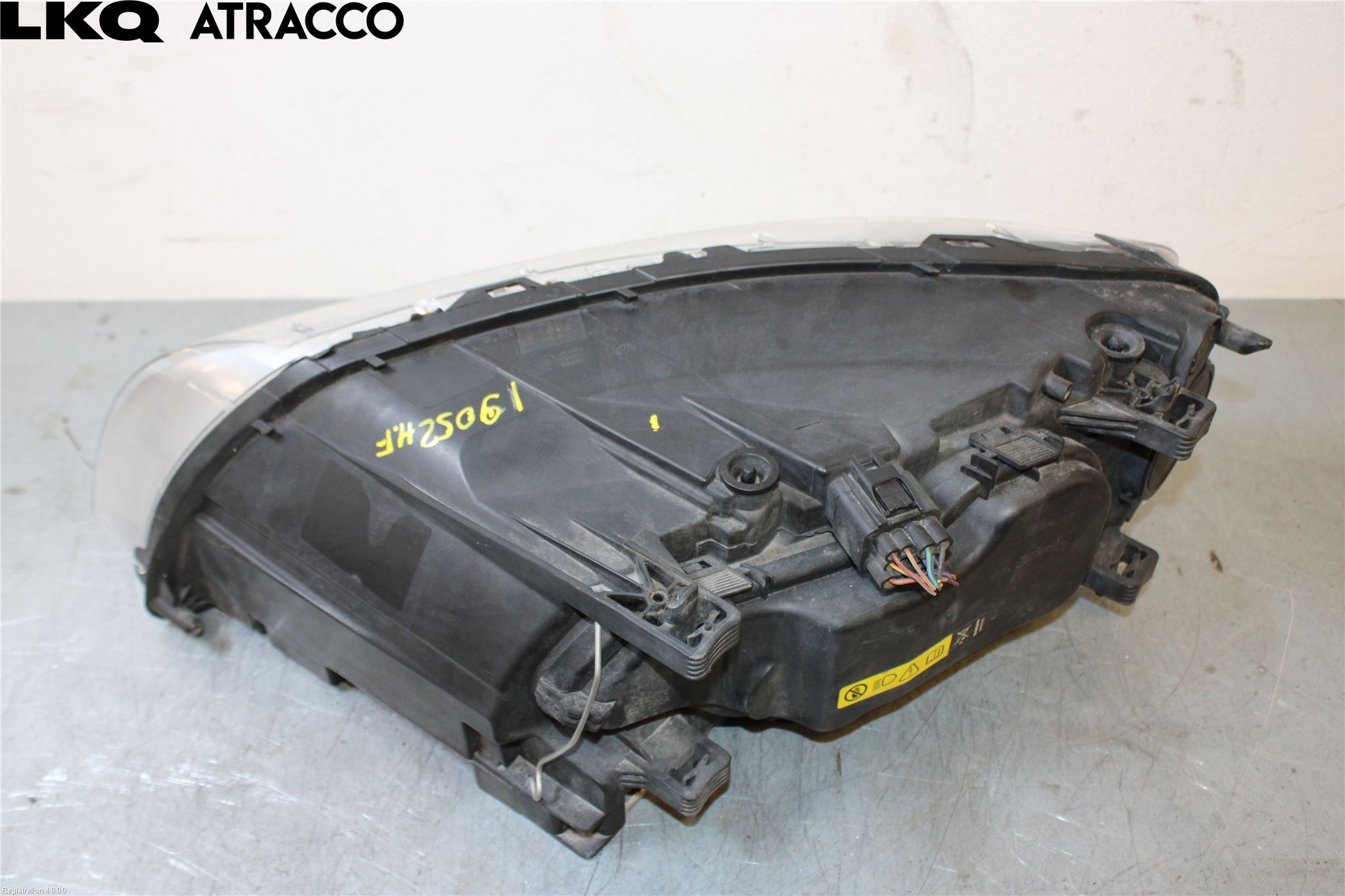 Volvo V70 14-16 Strålkastare Höger