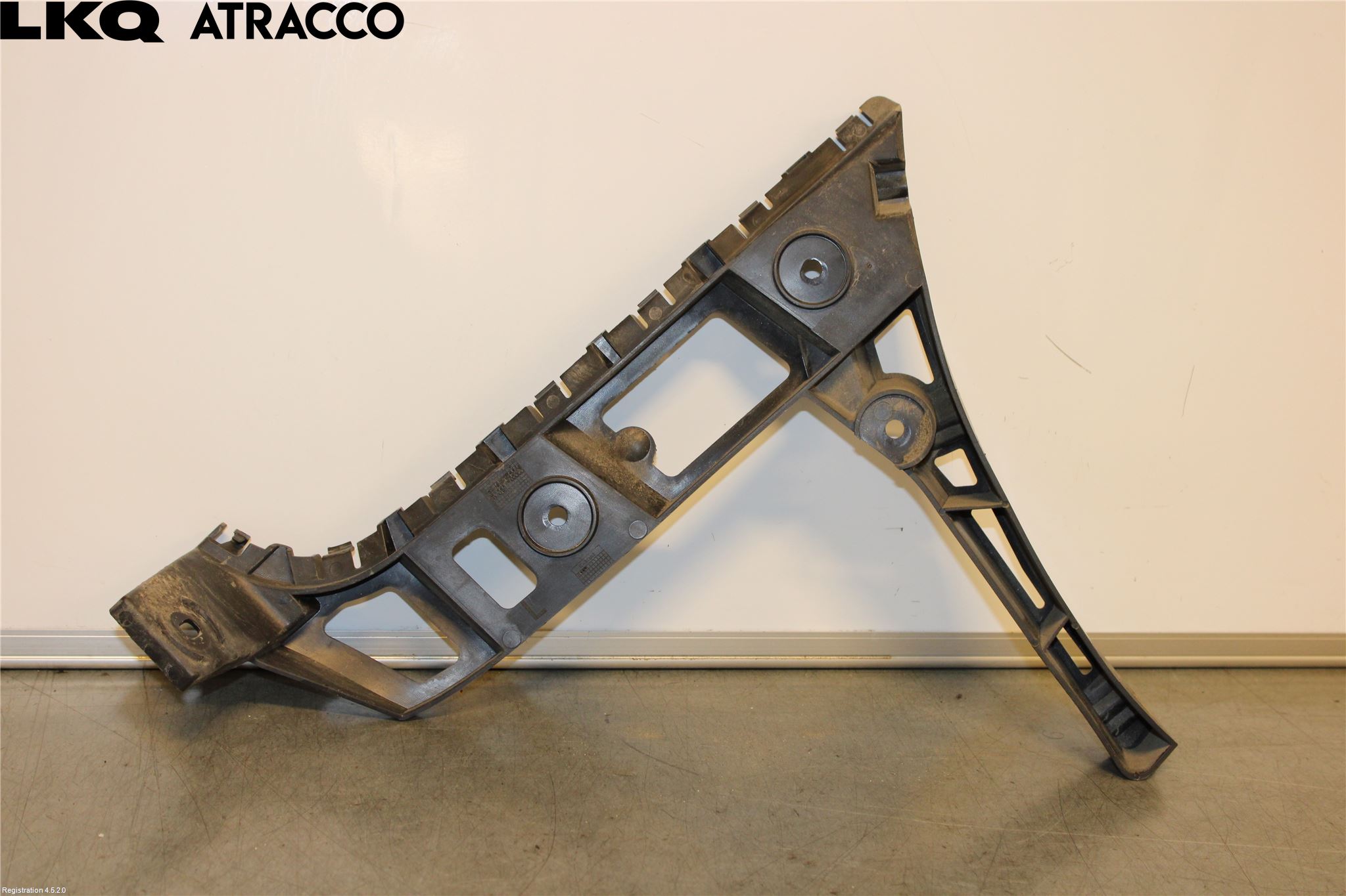 Volkswagen VW TOURAN 10-15 Stötfångarbärjärn Bak