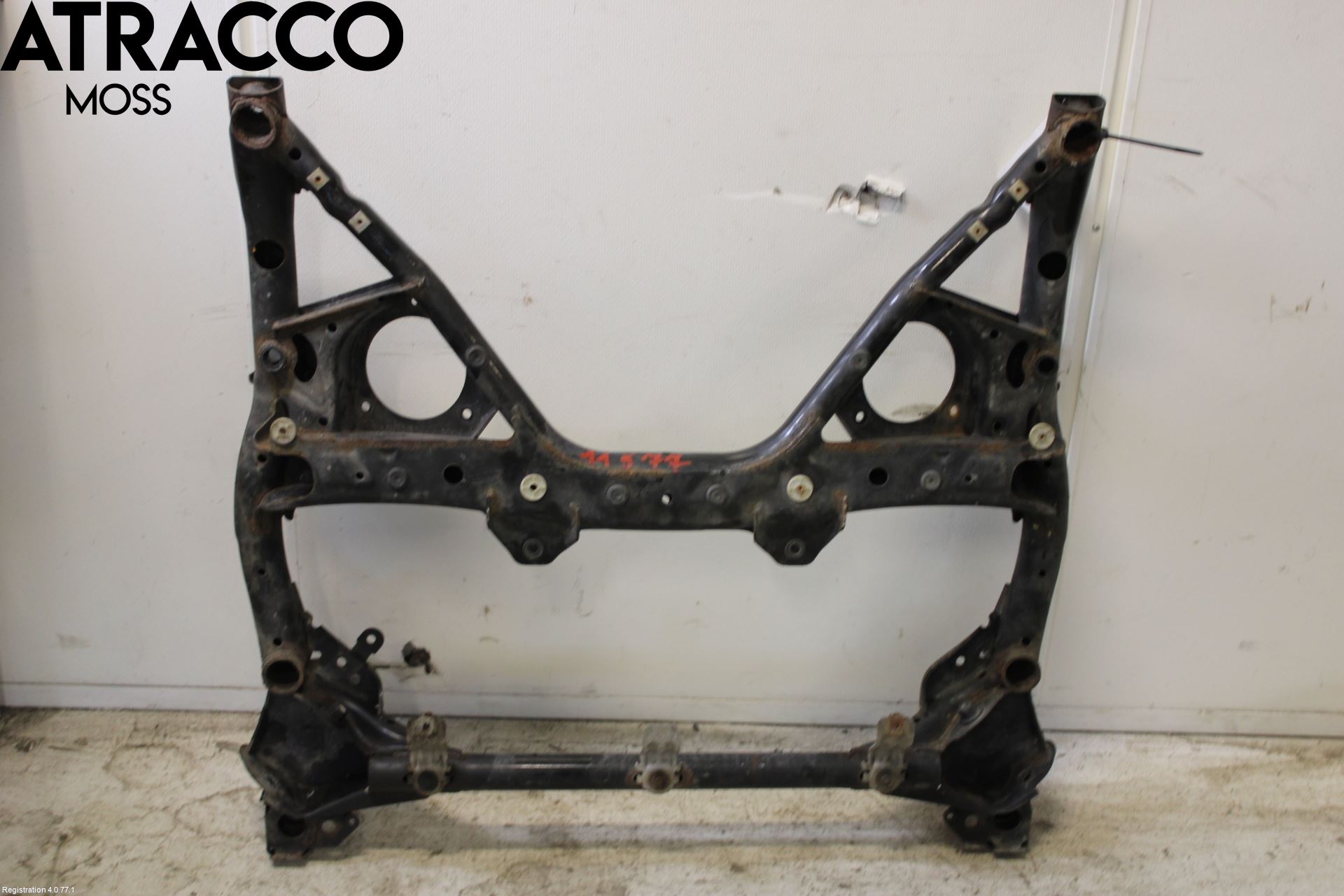BMW 1 F20/F21 11-19 Framvagnsbalk