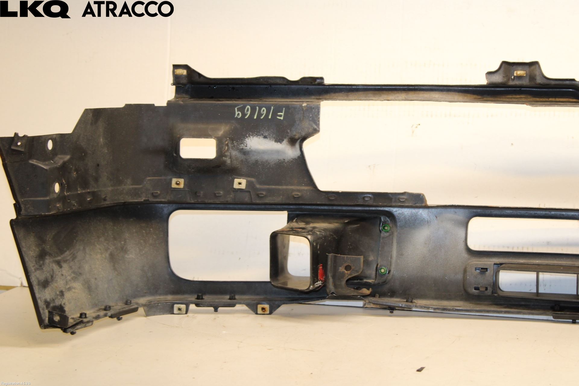 BMW 3 E30 83-94 Frontplåt