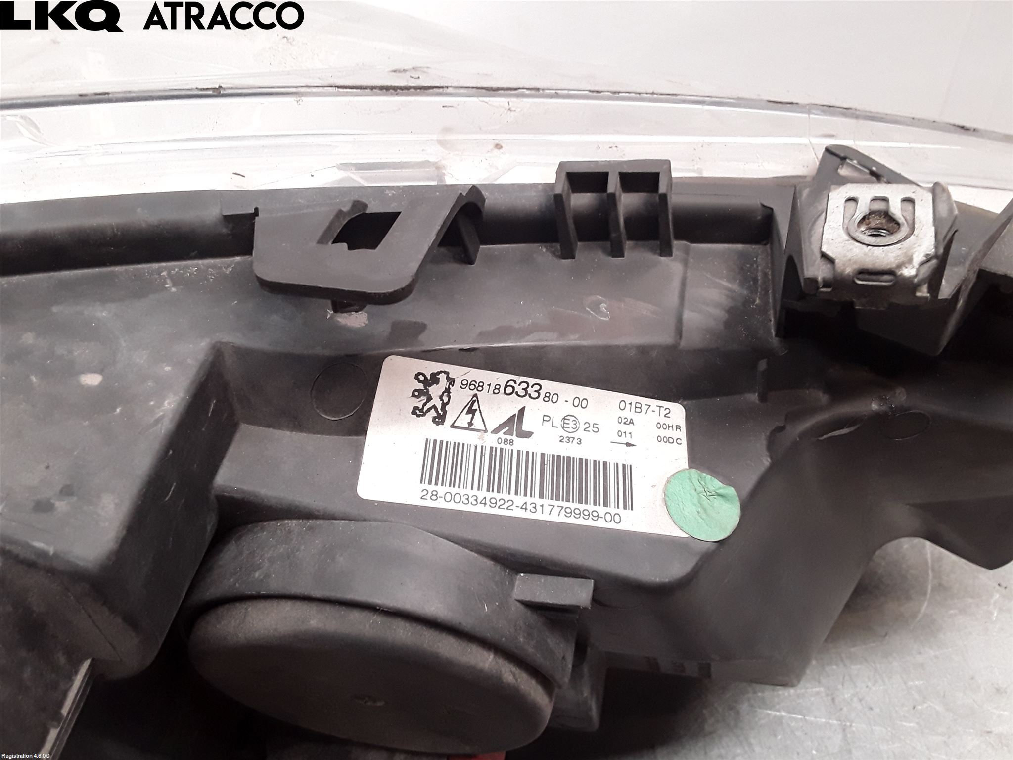 Peugeot 307     05-08 Strålkastare Vänster