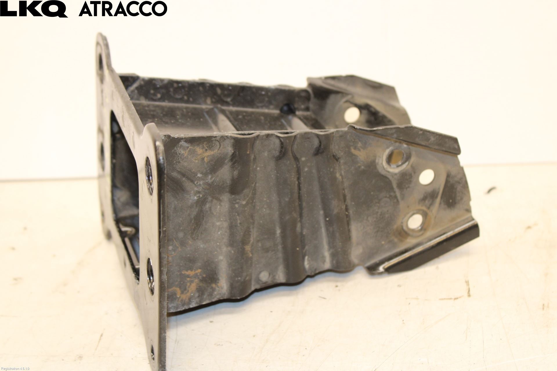 Audi A3/S3 05-13 Stötfångarbärjärn Fram