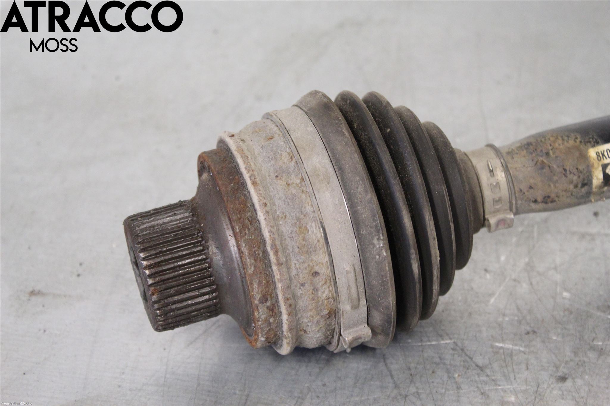 Audi A4/S4 08-11 Drivaxel Fram Vänster