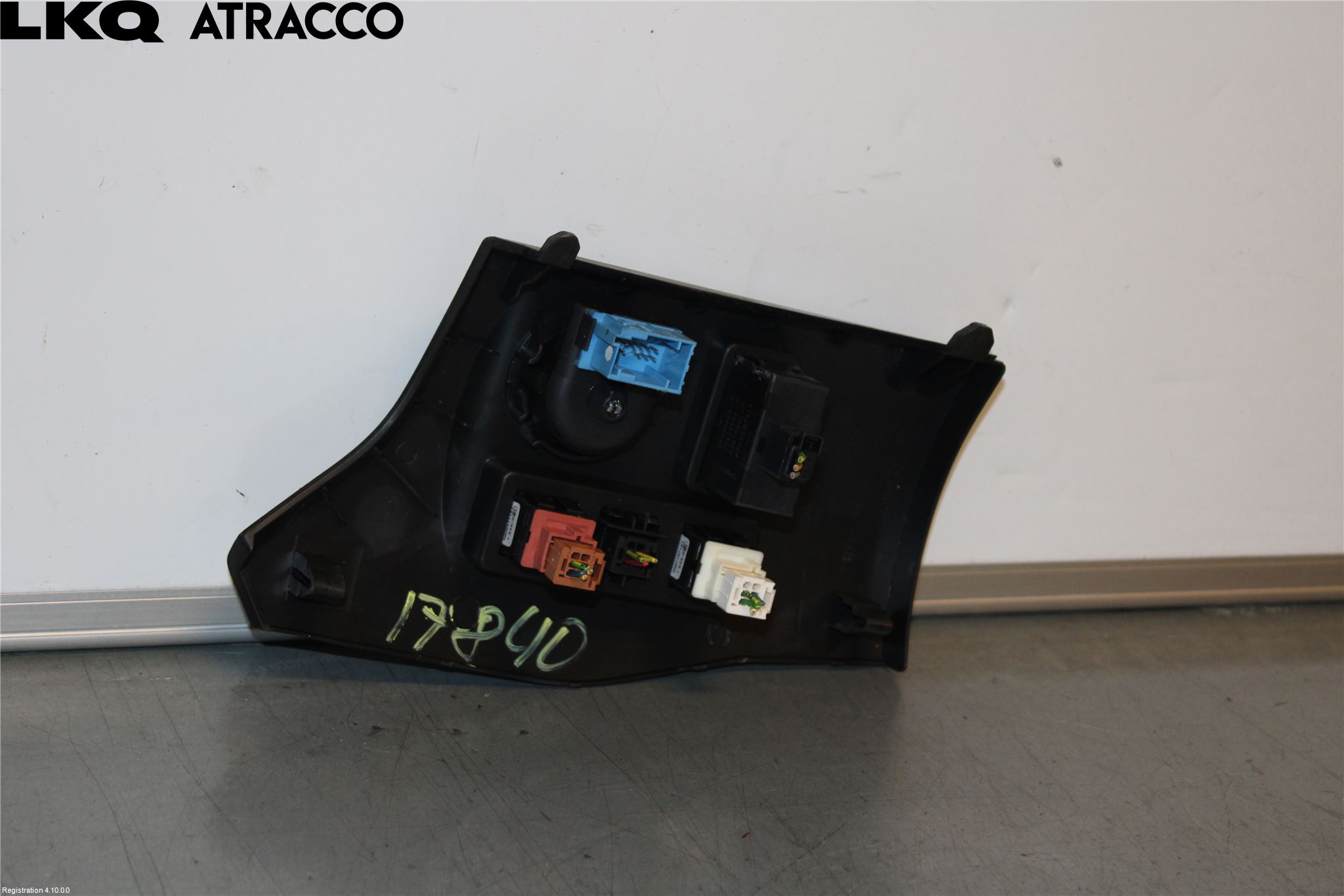 Peugeot PARTNER 08-15 Strömställare Multifunktion