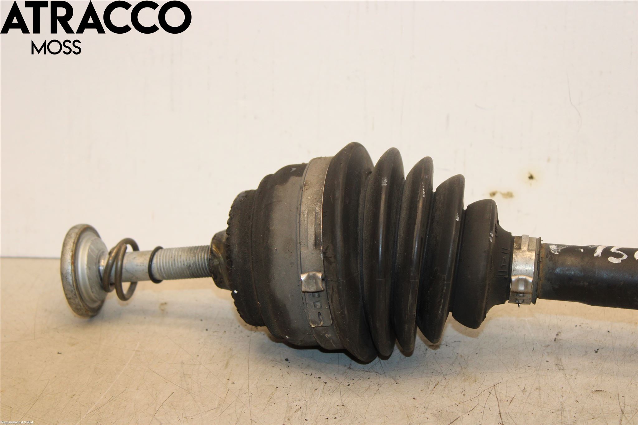 BMW 7 F01/02/03/04 09-15 Drivaxel Fram Vänster