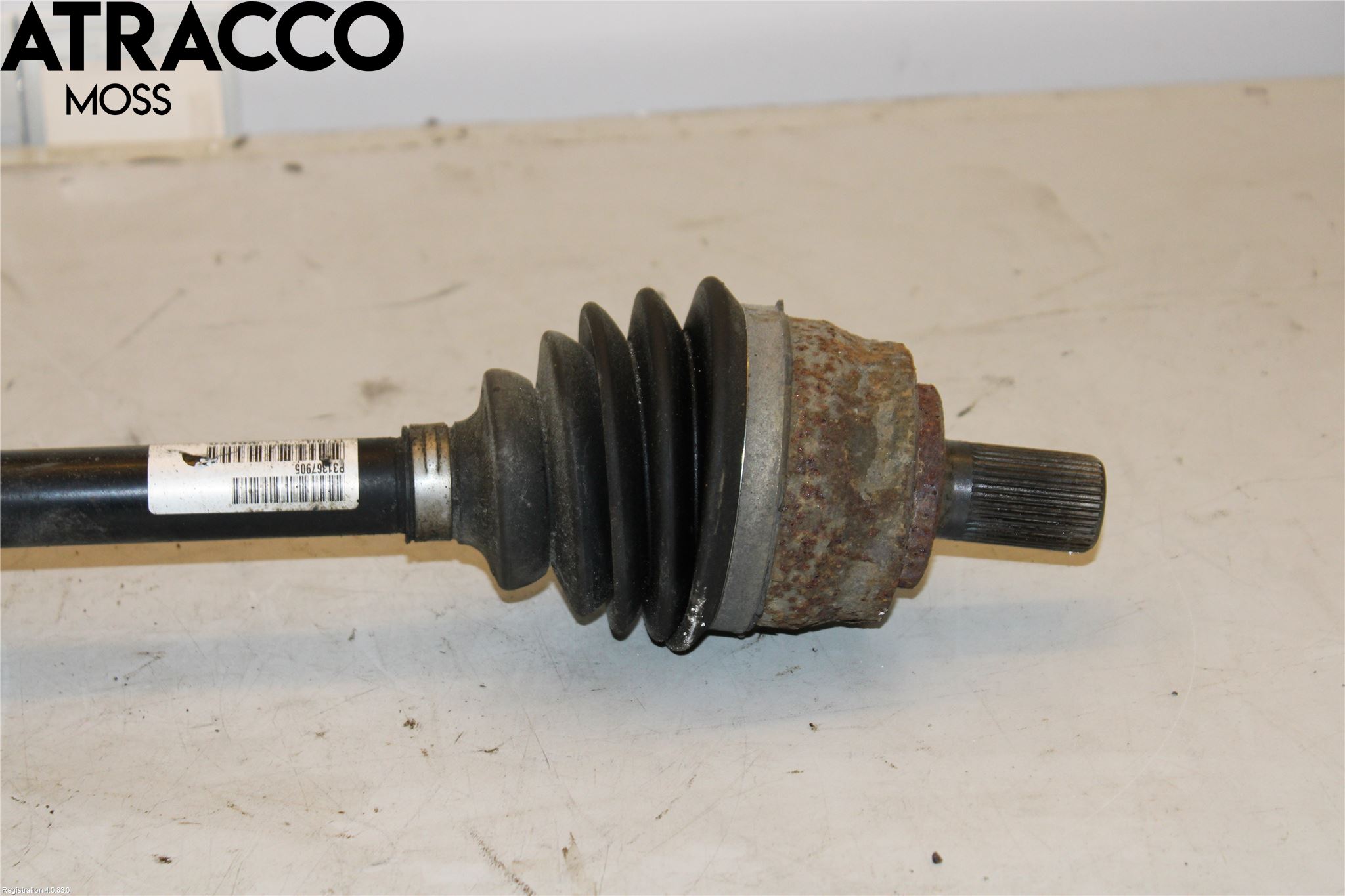 Volvo V40 CROSS COUNTRY 13-19 Drivaxel Fram Höger