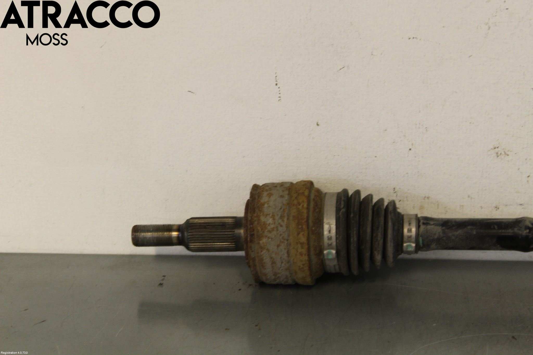 Volkswagen VW TRANSP/CARAVELLE (T6) 16-22 Drivaxel Bak Höger