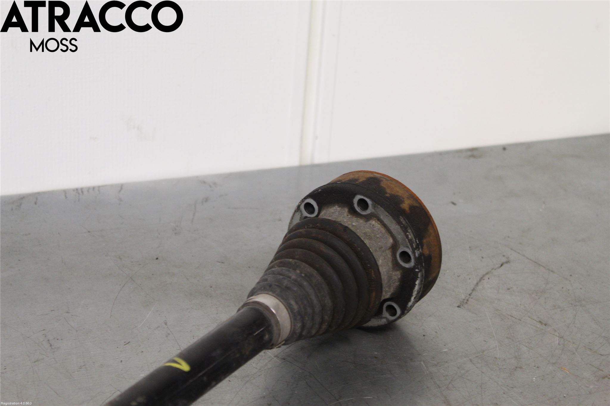 Audi A1/S1 11-18 Drivaxel Fram Vänster