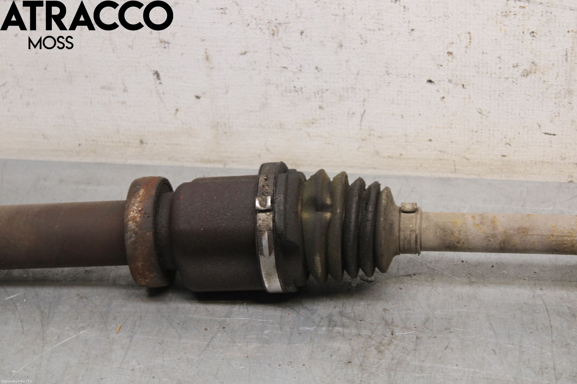 Ford FOCUS 11-14 Drivaxel Fram Höger