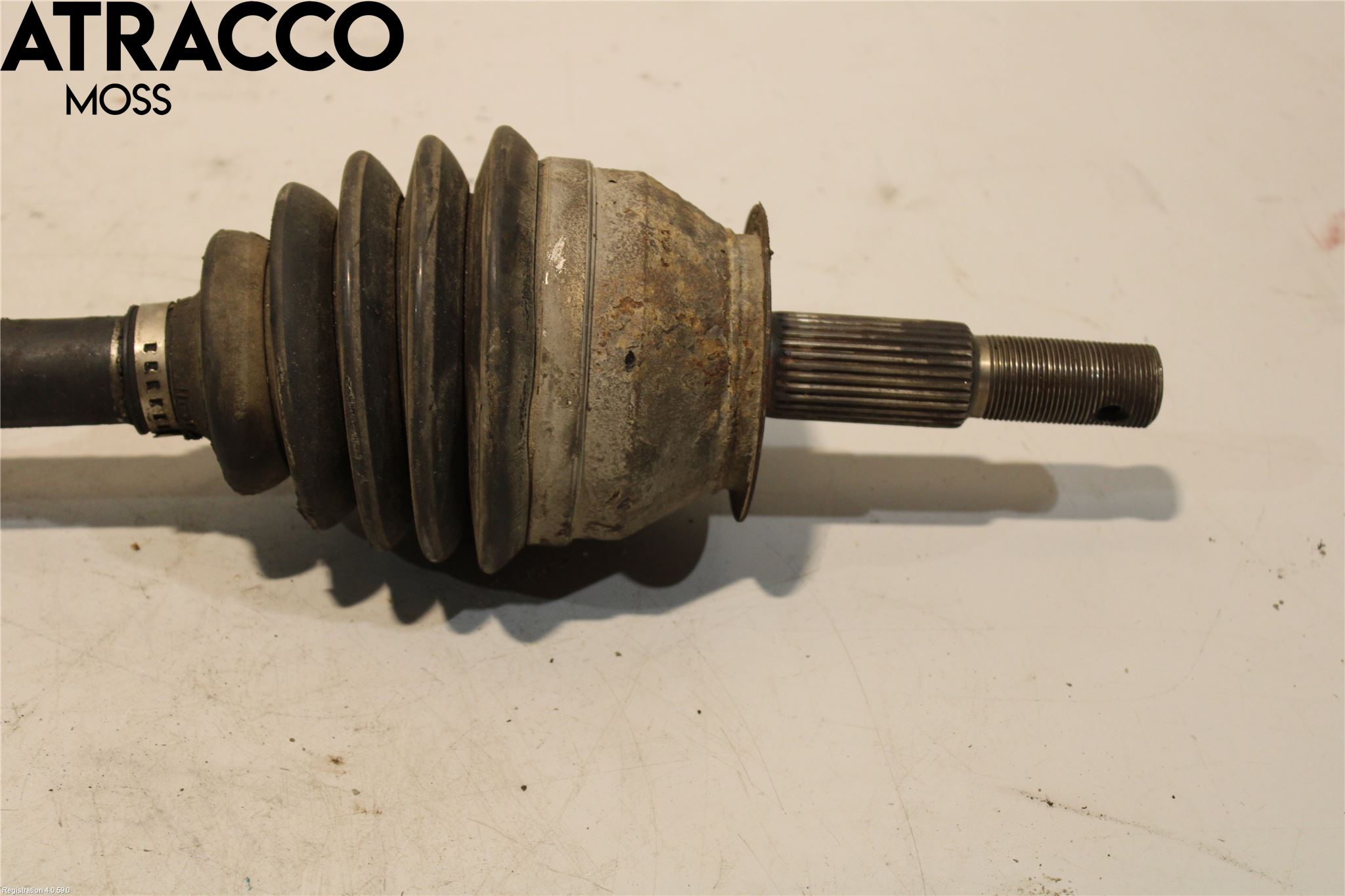 Nissan NAVARA 05-16 Drivaxel Fram Vänster