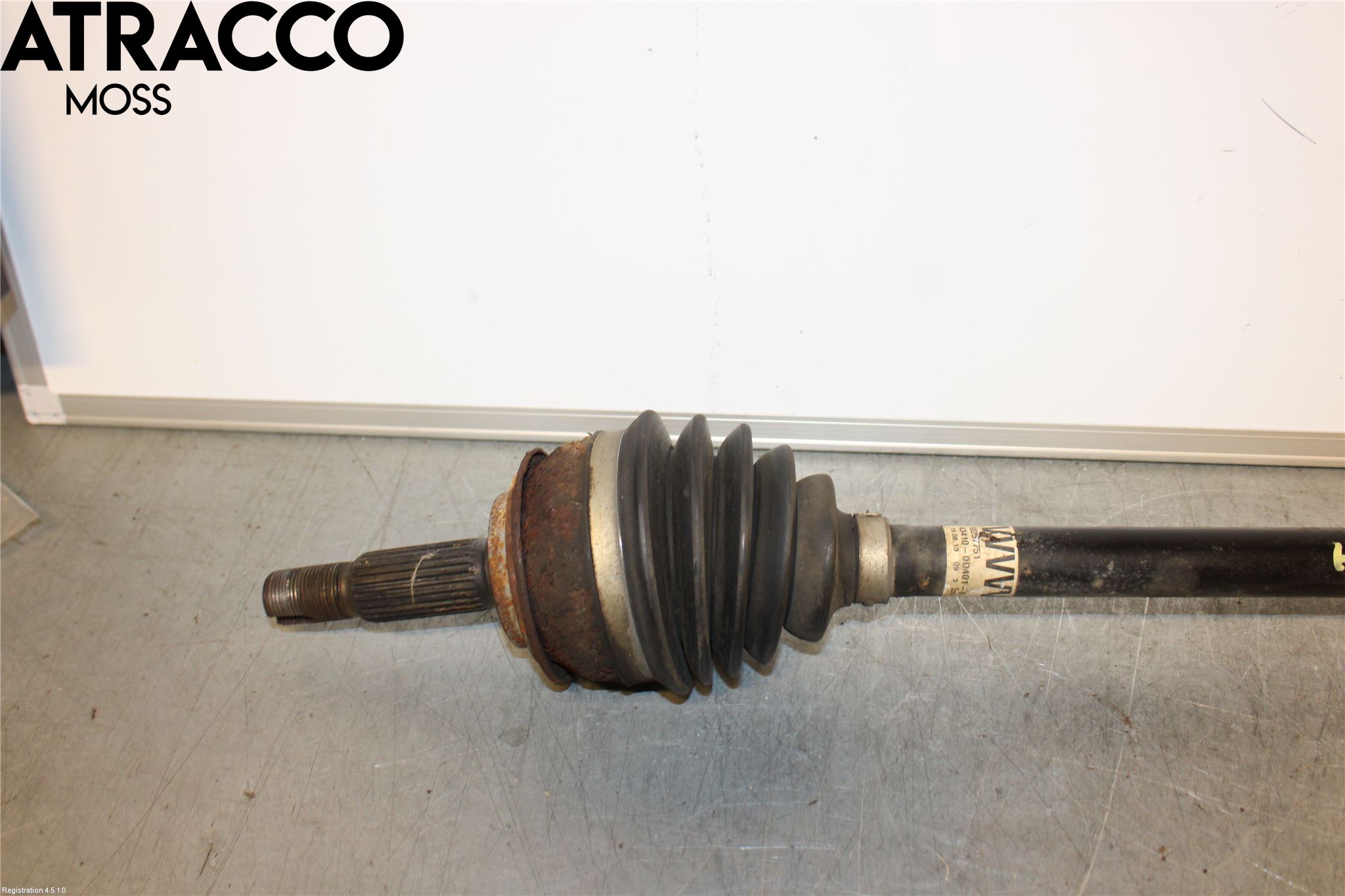 Toyota YARIS XP130 12-14 Drivaxel Fram Vänster