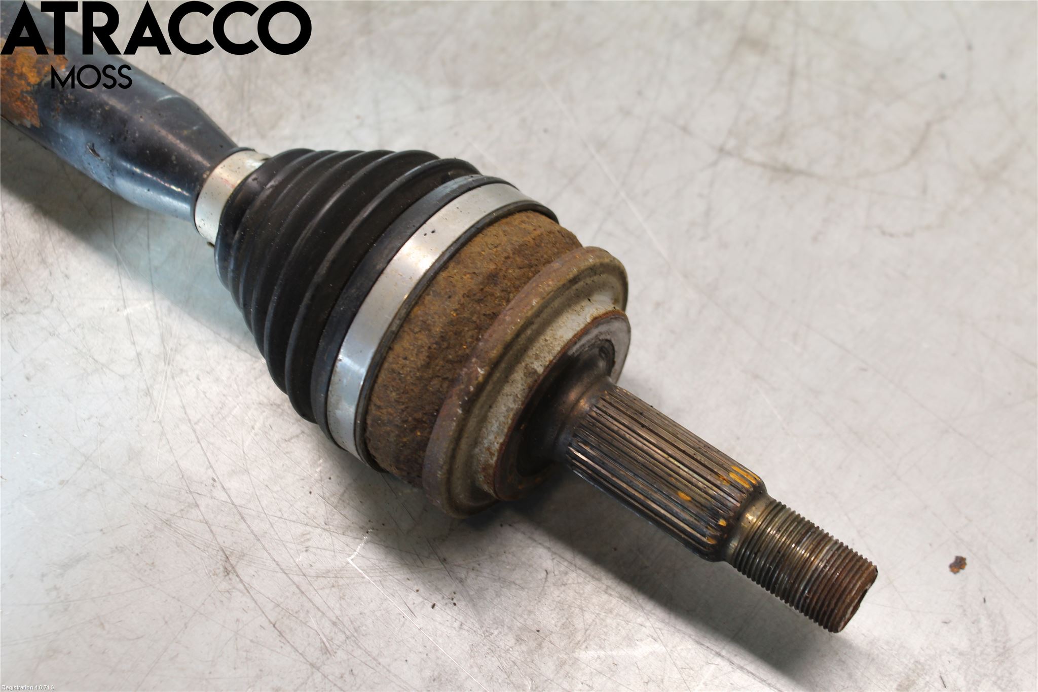 Toyota AURIS 10-12 Drivaxel Fram Höger