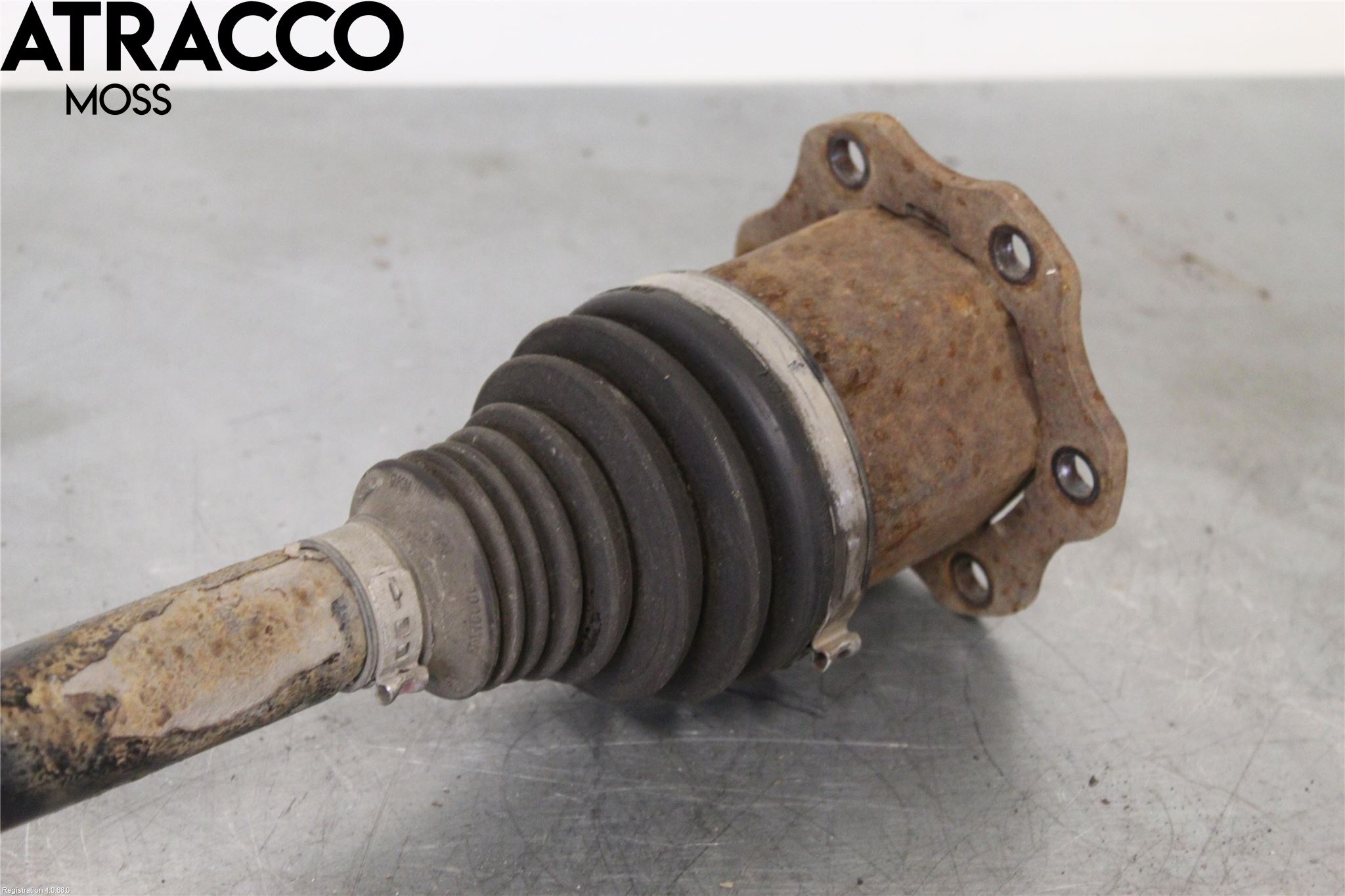 Audi A4/S4 08-11 Drivaxel Fram Vänster