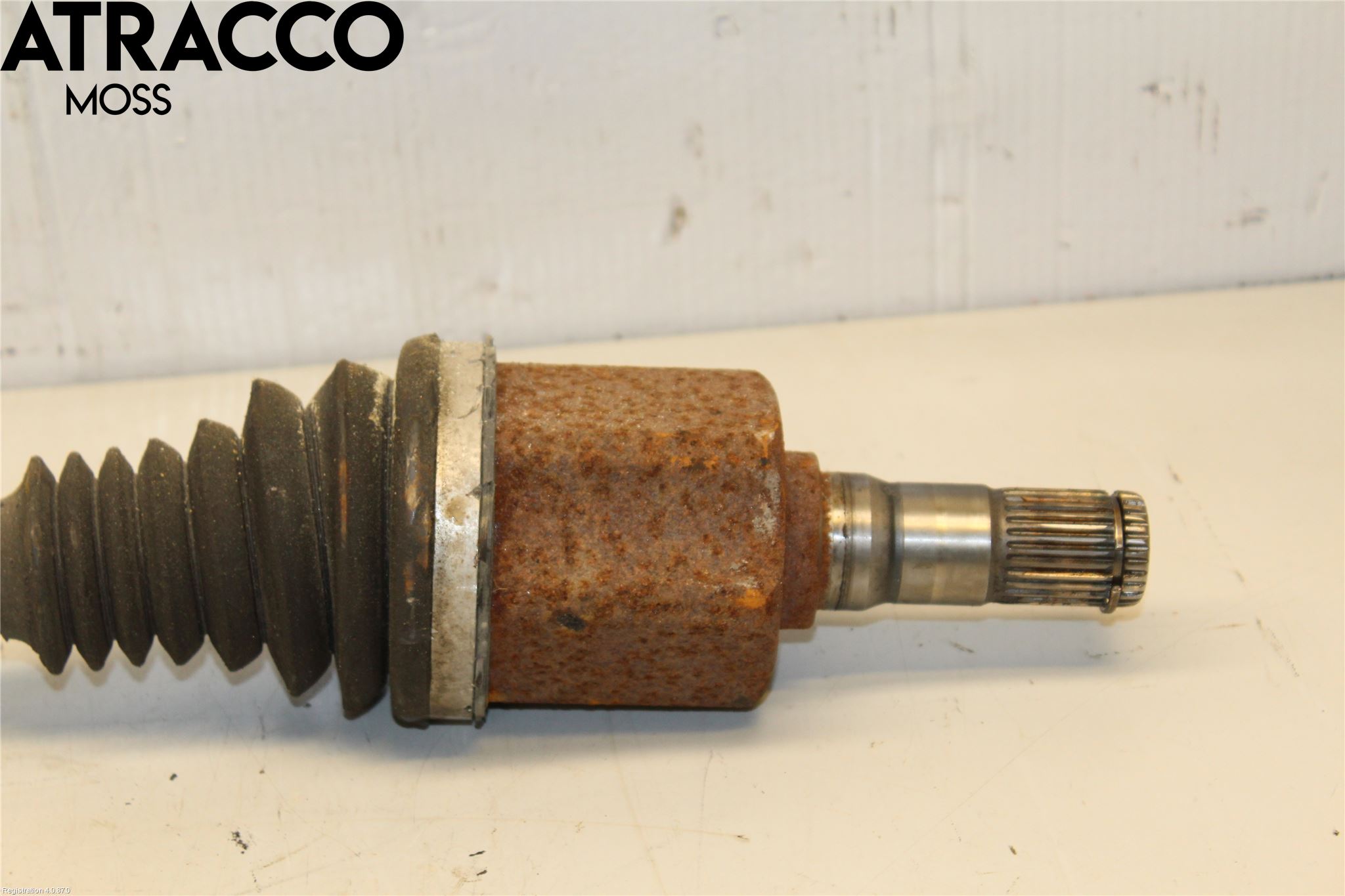 Volvo V40 12-19 Drivaxel Fram Vänster