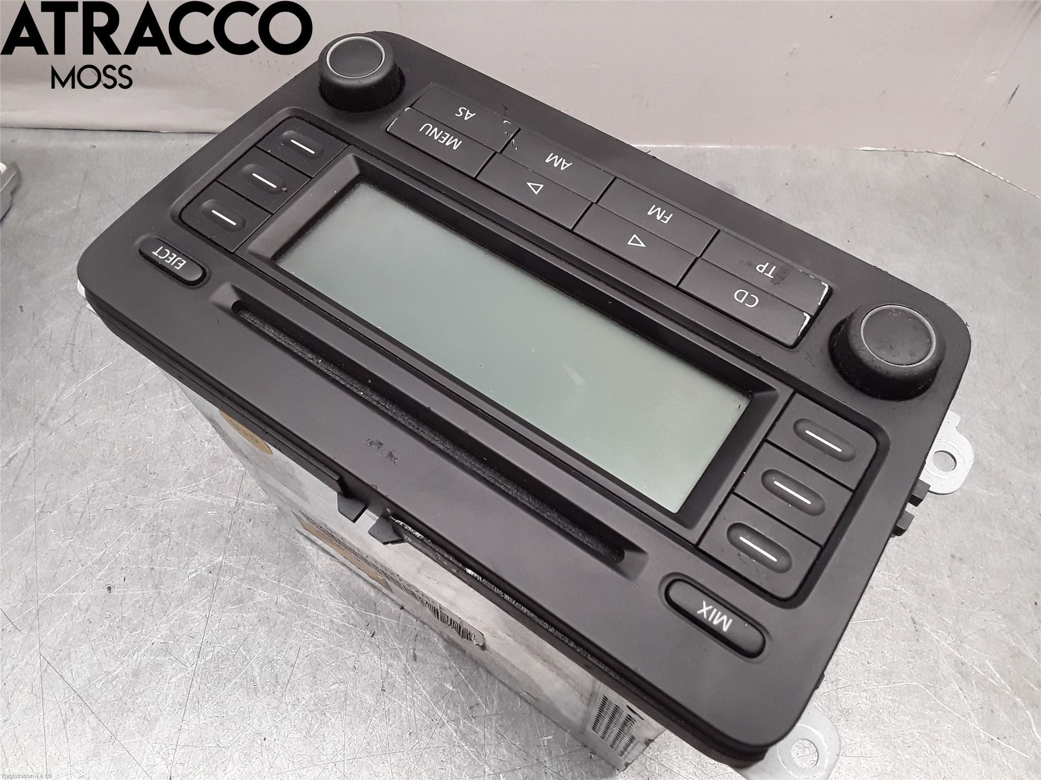 Volkswagen VW GOLF V 04-09 Radio