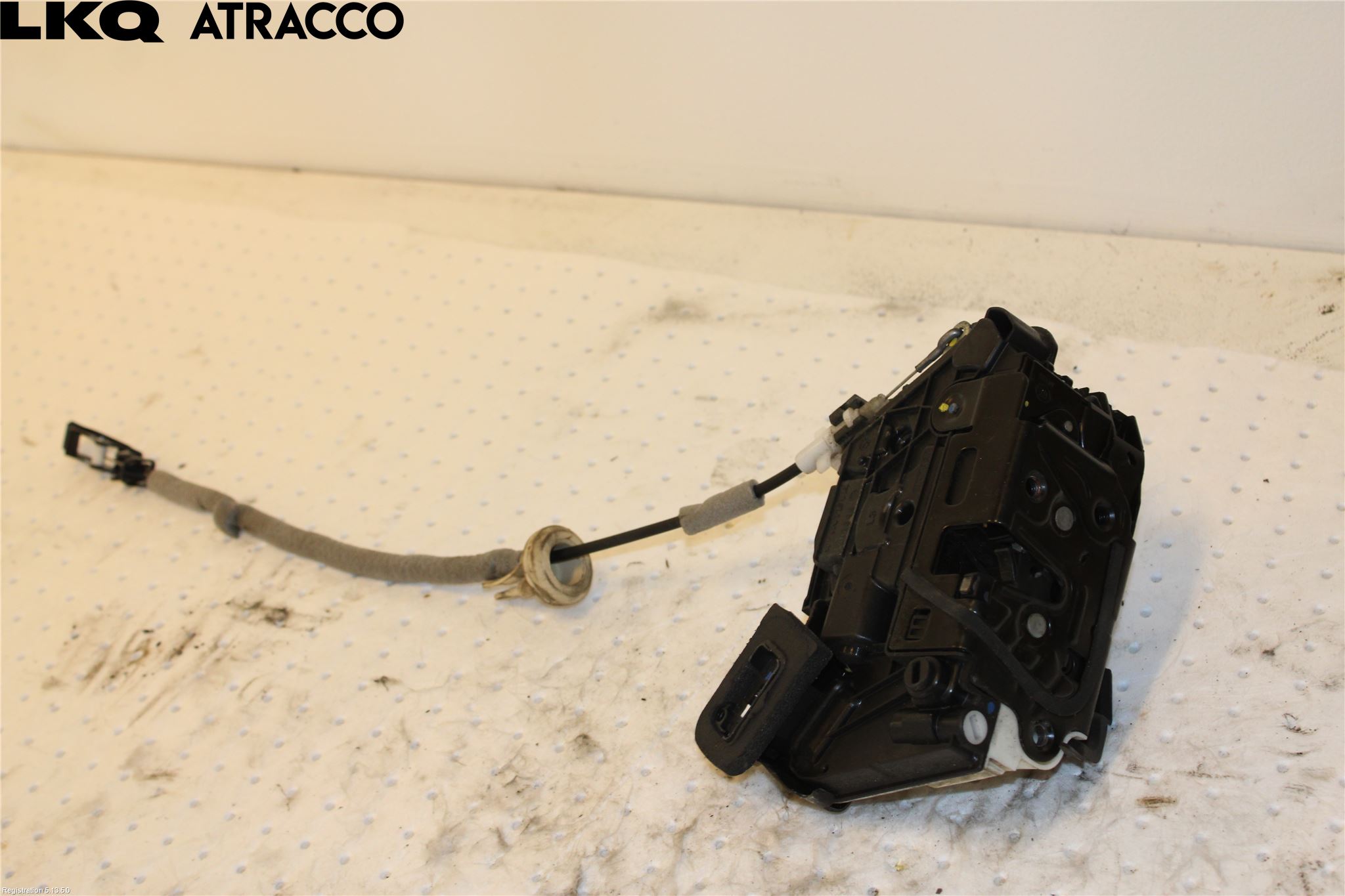 Volkswagen VW PASSAT 15-19 Låskista-Dörrlås